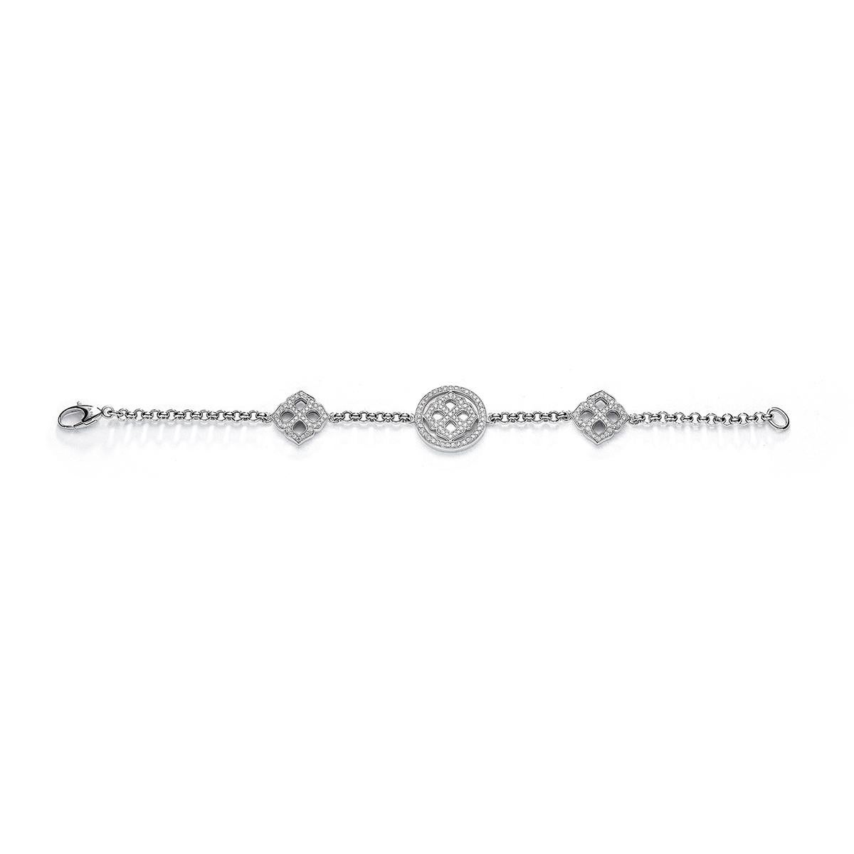 Bracelet en or blanc 18kt serti d'un motif en nacre de 3,87 cts et de 160 diamants de 0,87 cts   