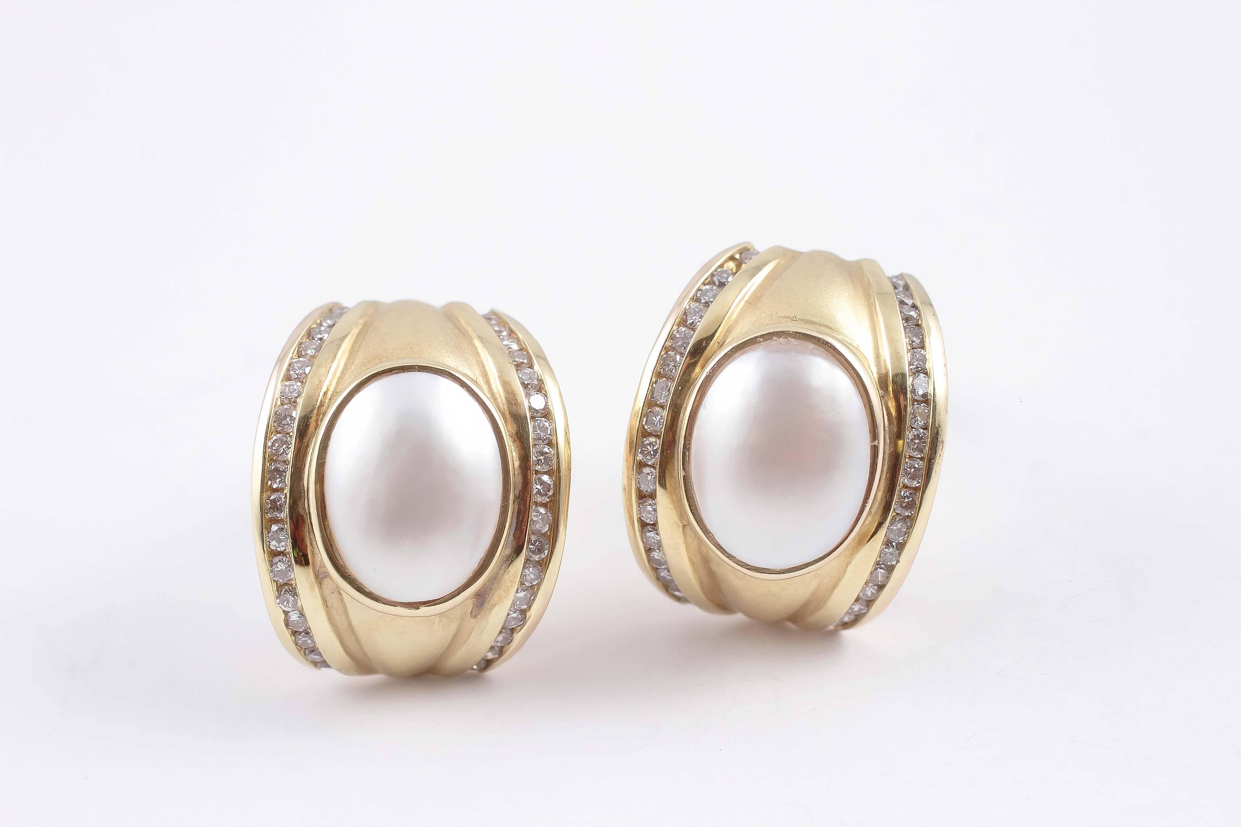 Women's Mother of Pearl Diamond Gold Earrings For Sale