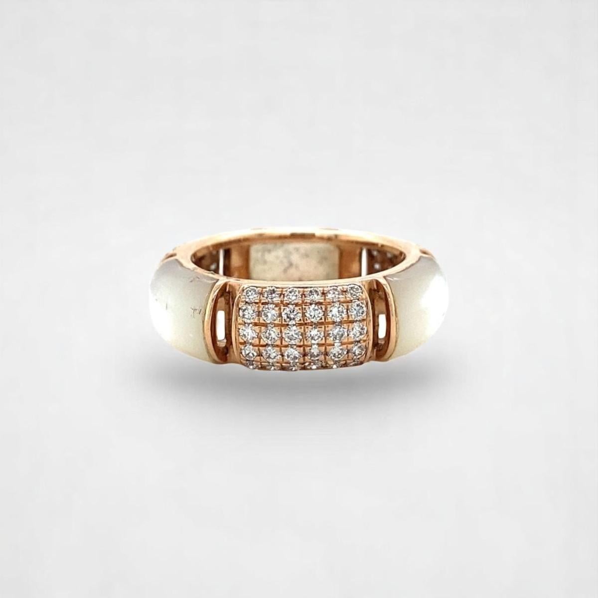 Round Cut Mother of Pearl Diamond Ring in 14K Solid Gold (Certified) For Sale