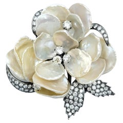 Mother of Pearl Flower Brooch with Diamonds in 18K White Gold and Black Rhodium