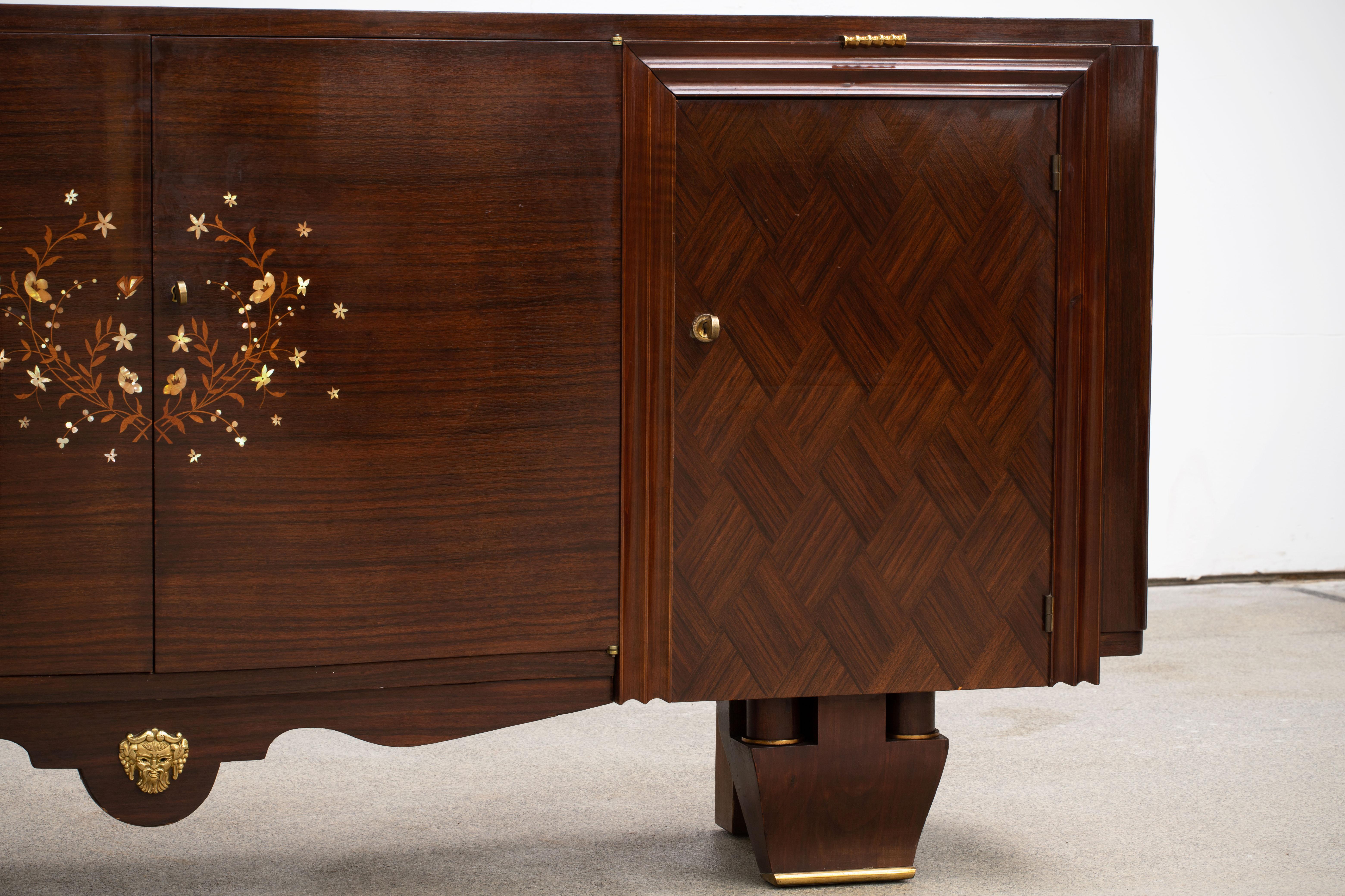 Mother of Pearl French Large Art Deco Sideboard, 1940s For Sale 7