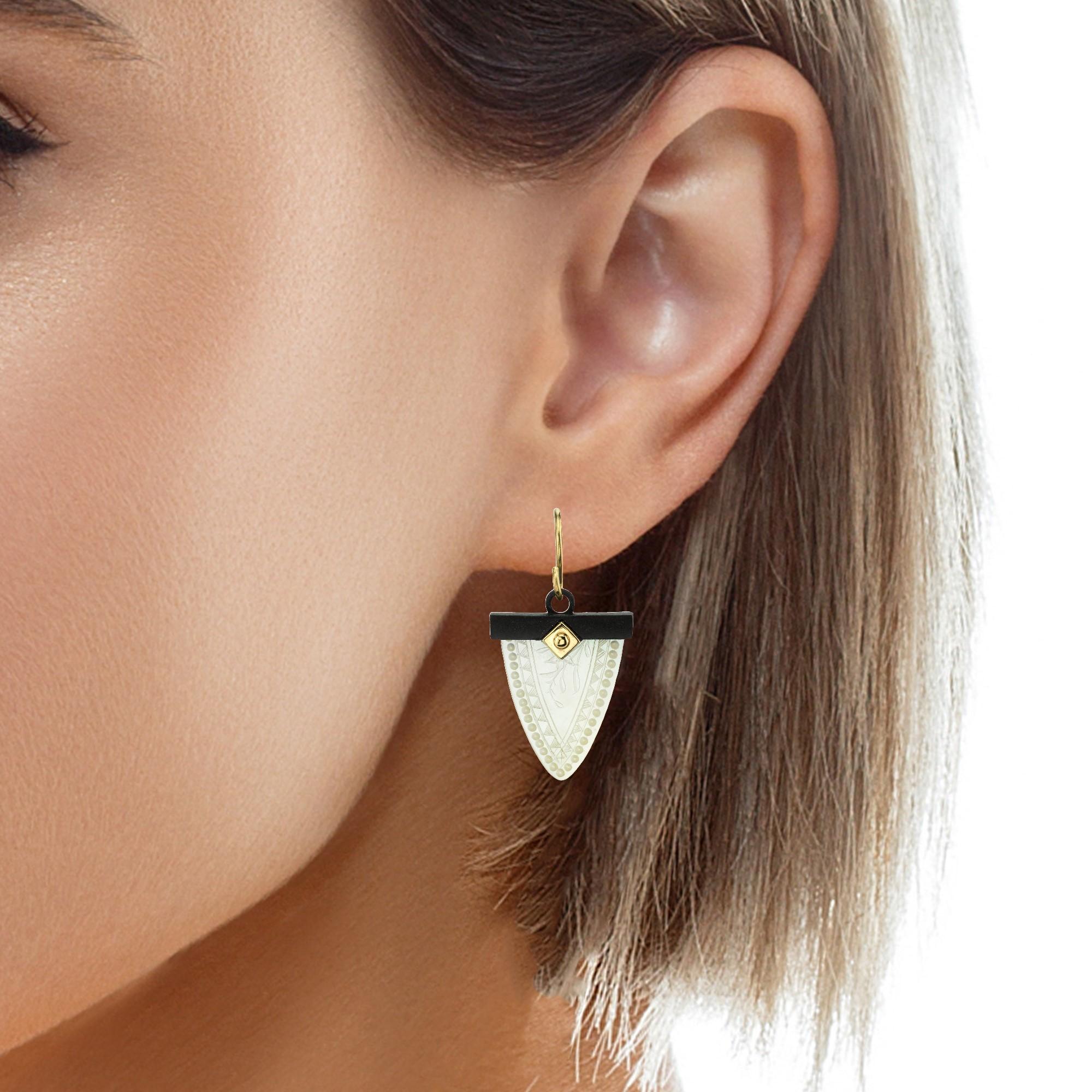 Mother-of-Pearl Gaming Counter, 18k Yellow Gold, Blackened Silver Drop Earrings For Sale 1