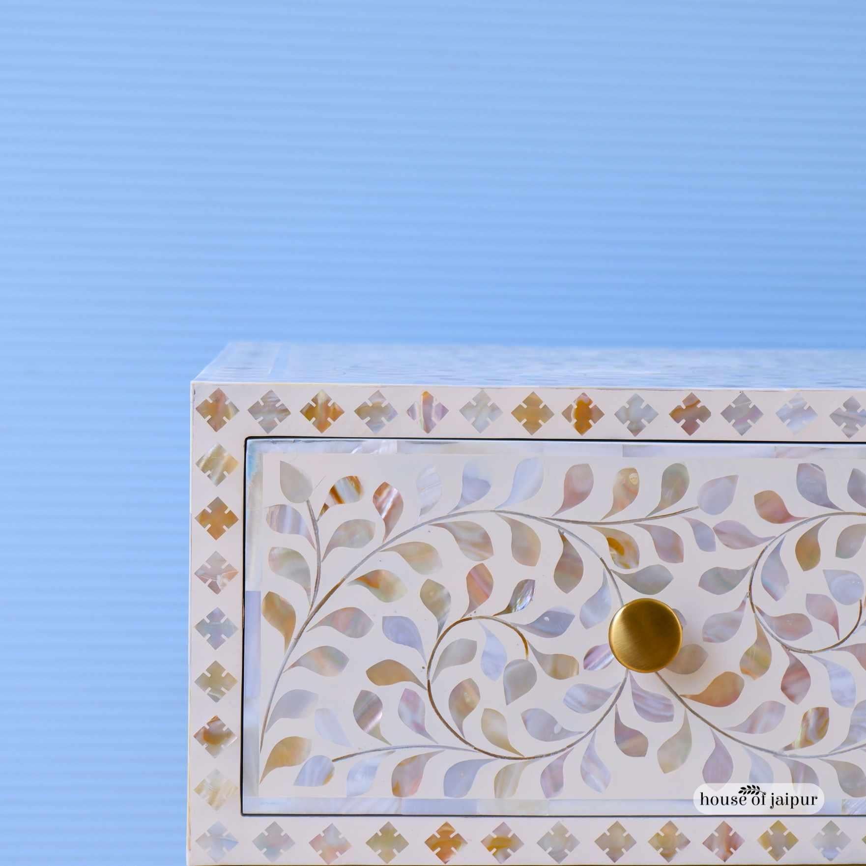 Mother of Pearl Inlay Floral Console Table by House of Jaipur In New Condition For Sale In New York, NY