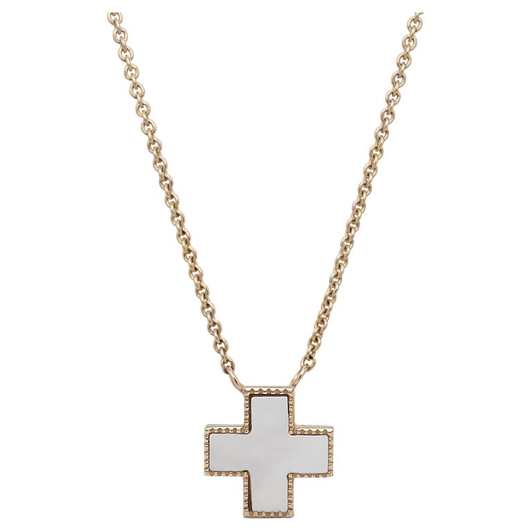 Mother of Pearl Inlay Heirloom Necklace 14K Yellow Gold For Sale at 1stDibs
