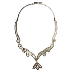 Collier ras du cou vintage en argent sterling incrusté de nacre, circa Mid-Century