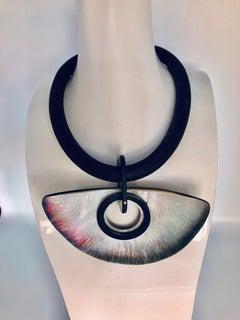 Mother of pearl Iridescent green Sustainable Pendant Necklace by Sylvia Gottwald