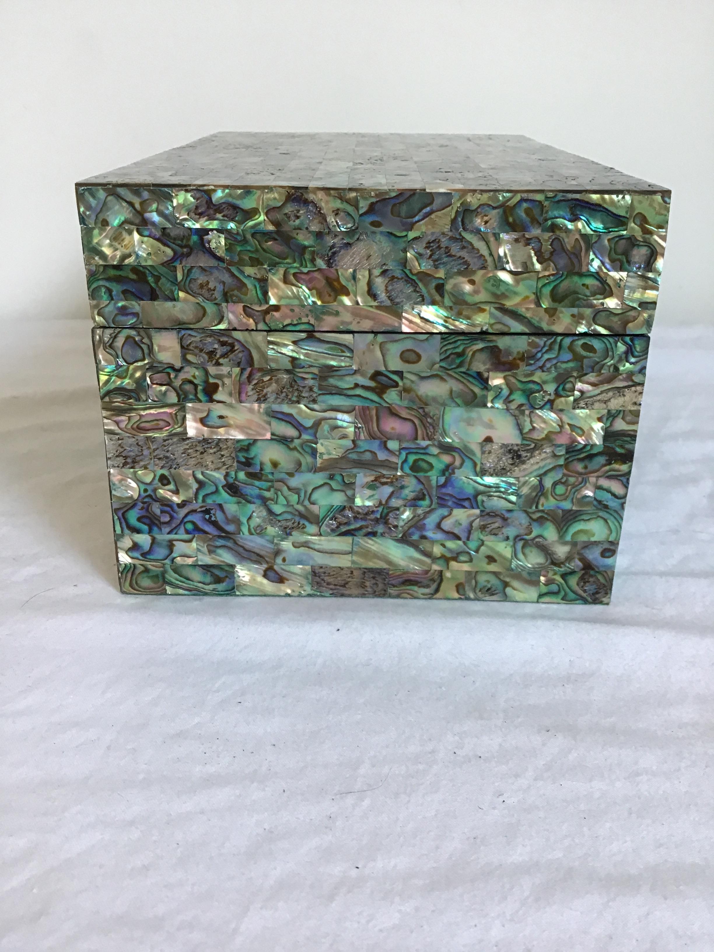 Late 20th Century Mother of Pearl Jewelry Box