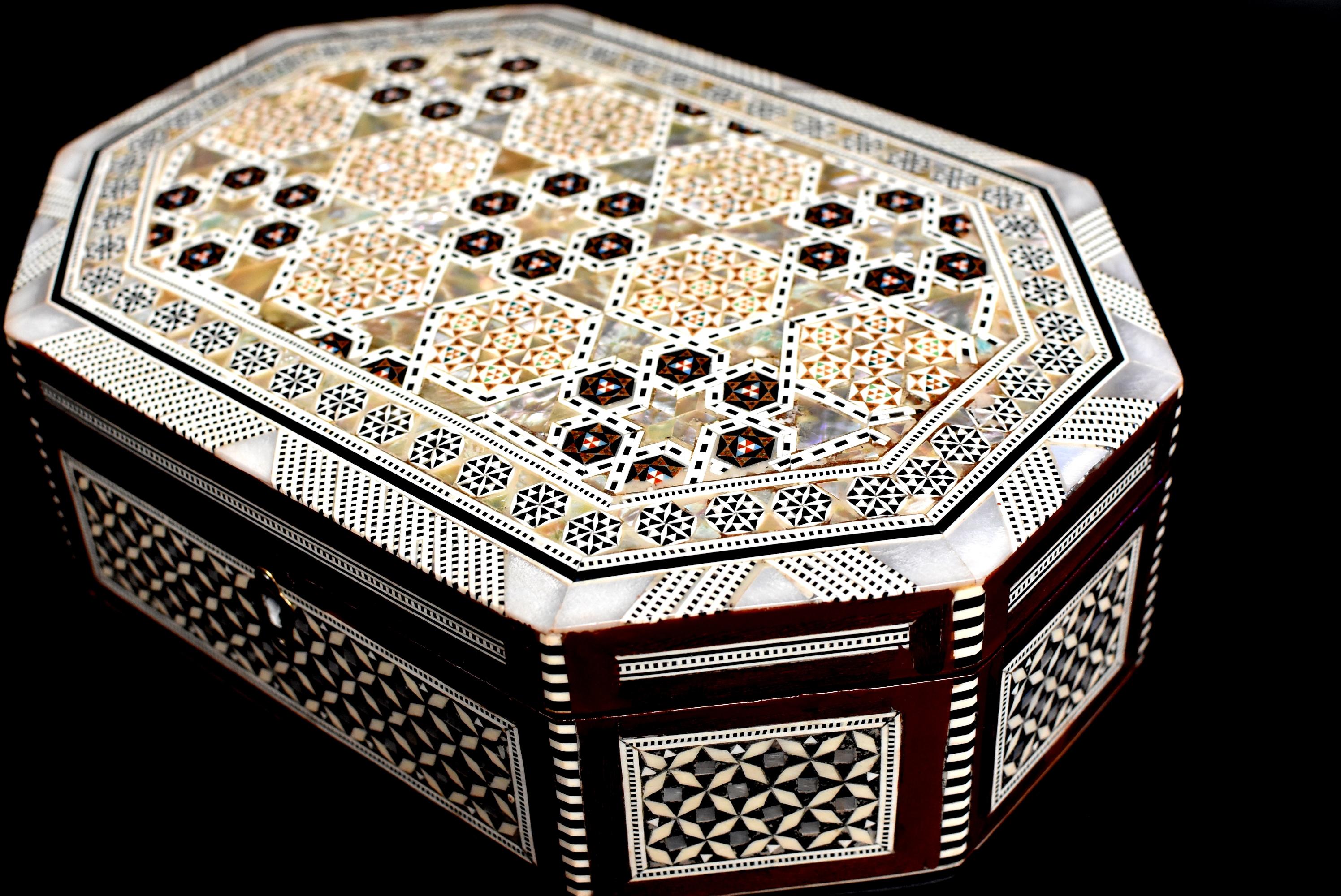 Mother-of-Pearl Mother of Pearl Jewelry Box Octagon Box