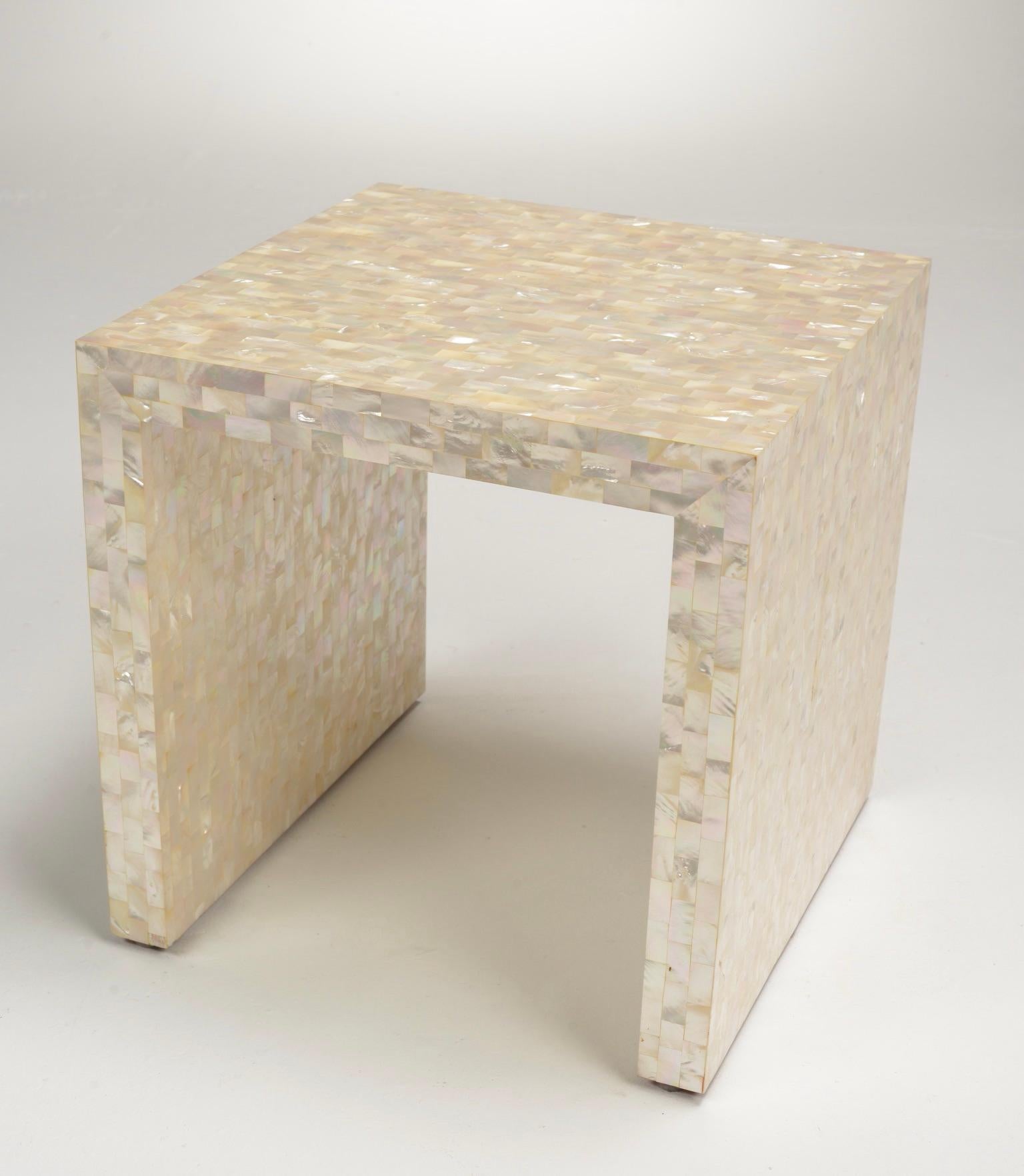 Oscar De La Renta Beistelltisch aus Perlmutt im Angebot 5