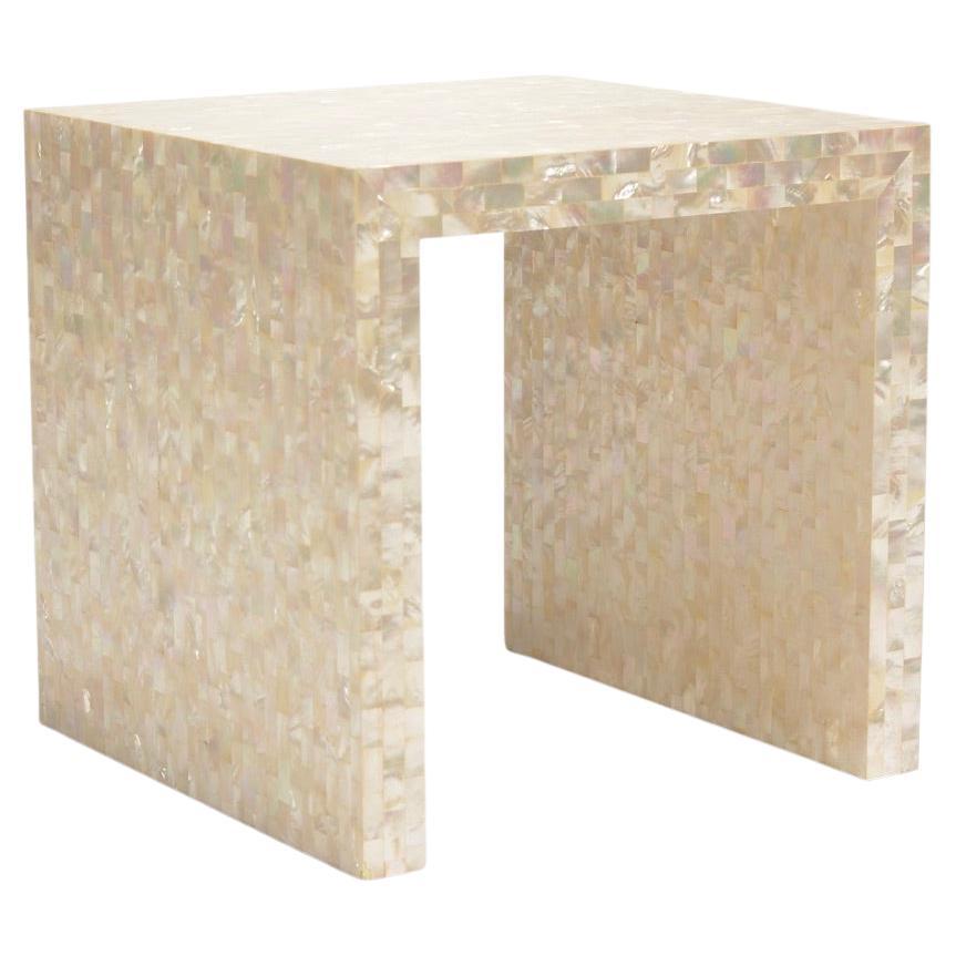 Oscar De La Renta Beistelltisch aus Perlmutt im Angebot