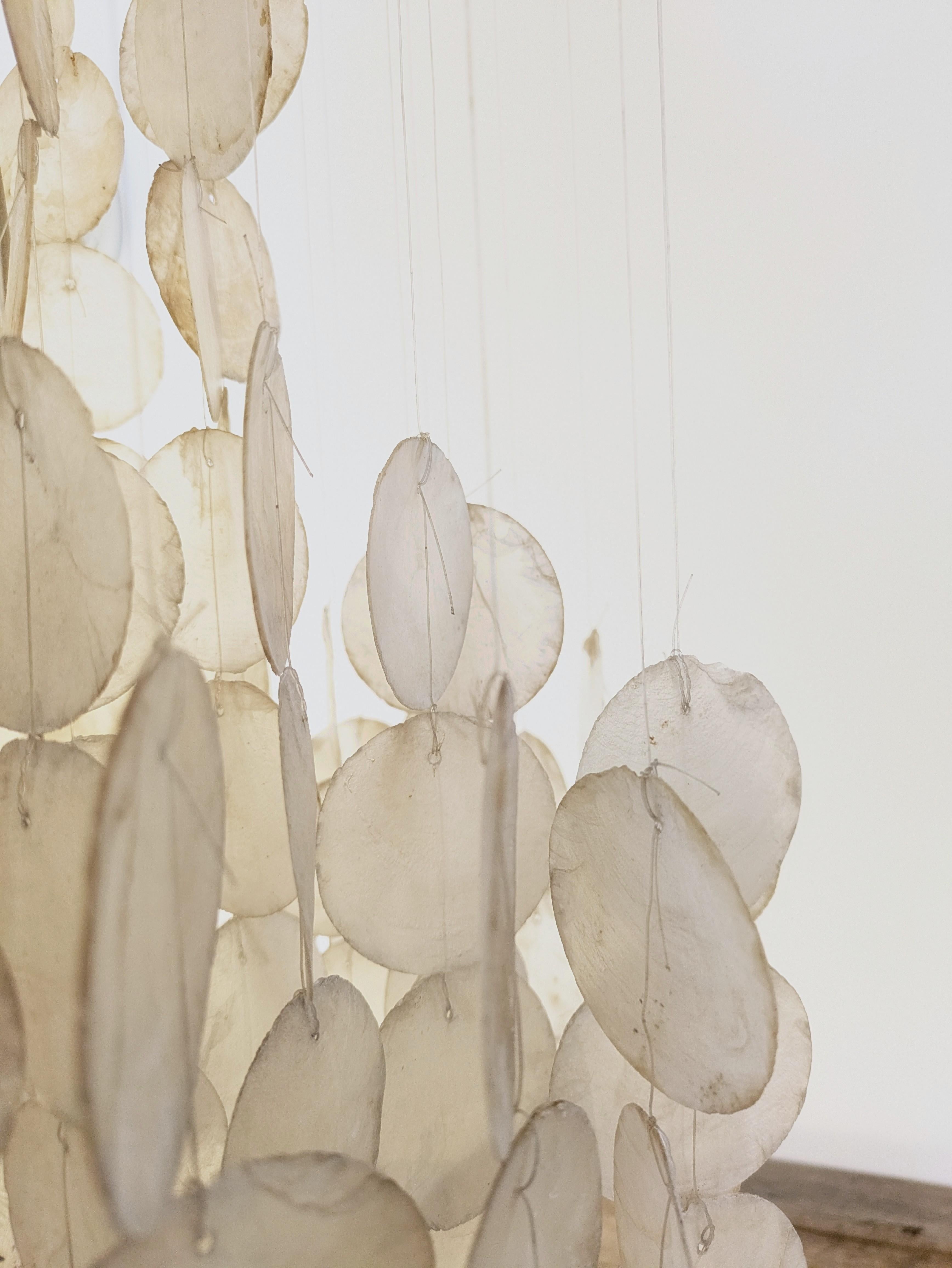Mother of pearl pendant, 160cm Philippines, 1960's For Sale 14