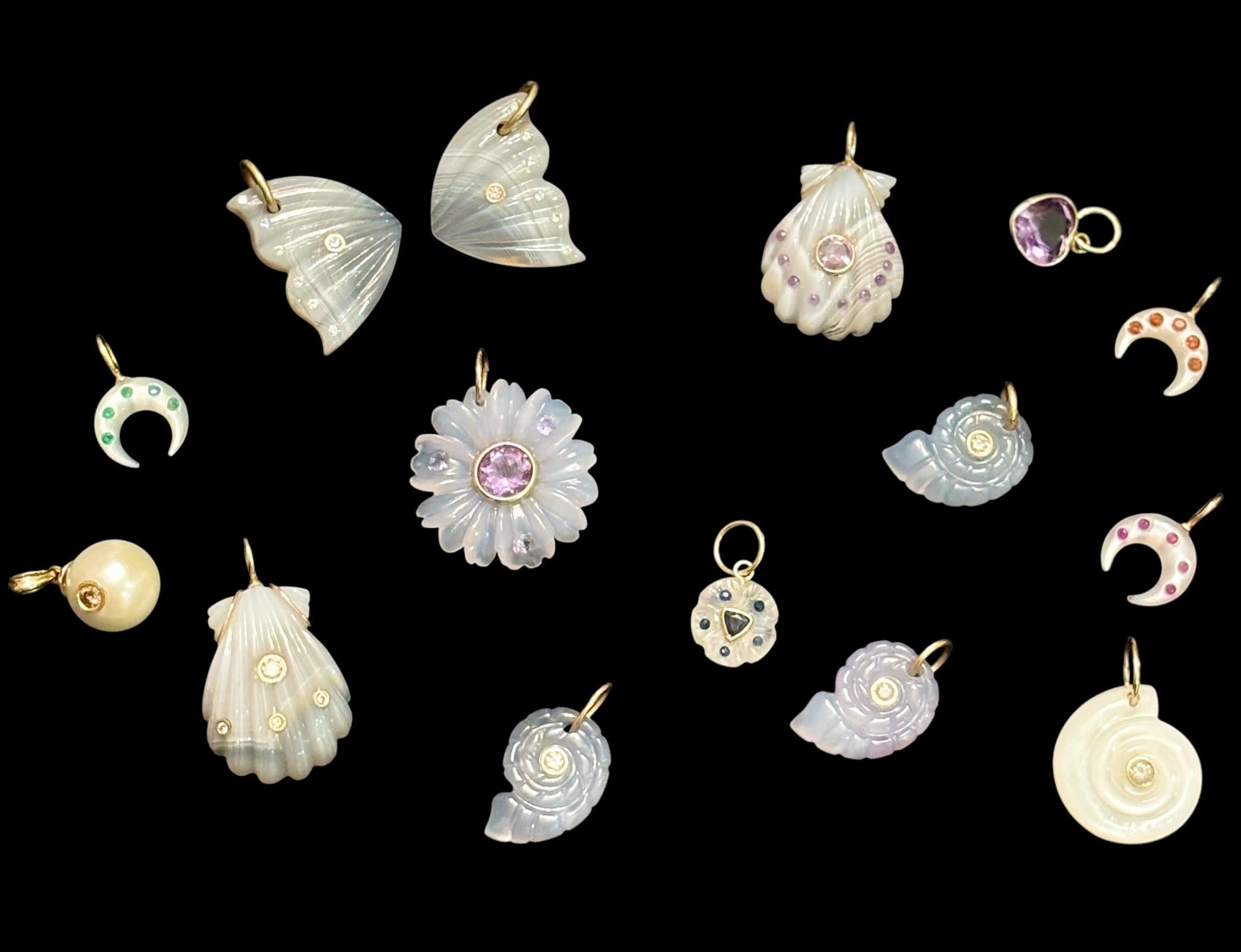 MOTHER-OF-PEARL PENDANT with Diamond, Tourmaline & 14k Gold For Sale 4