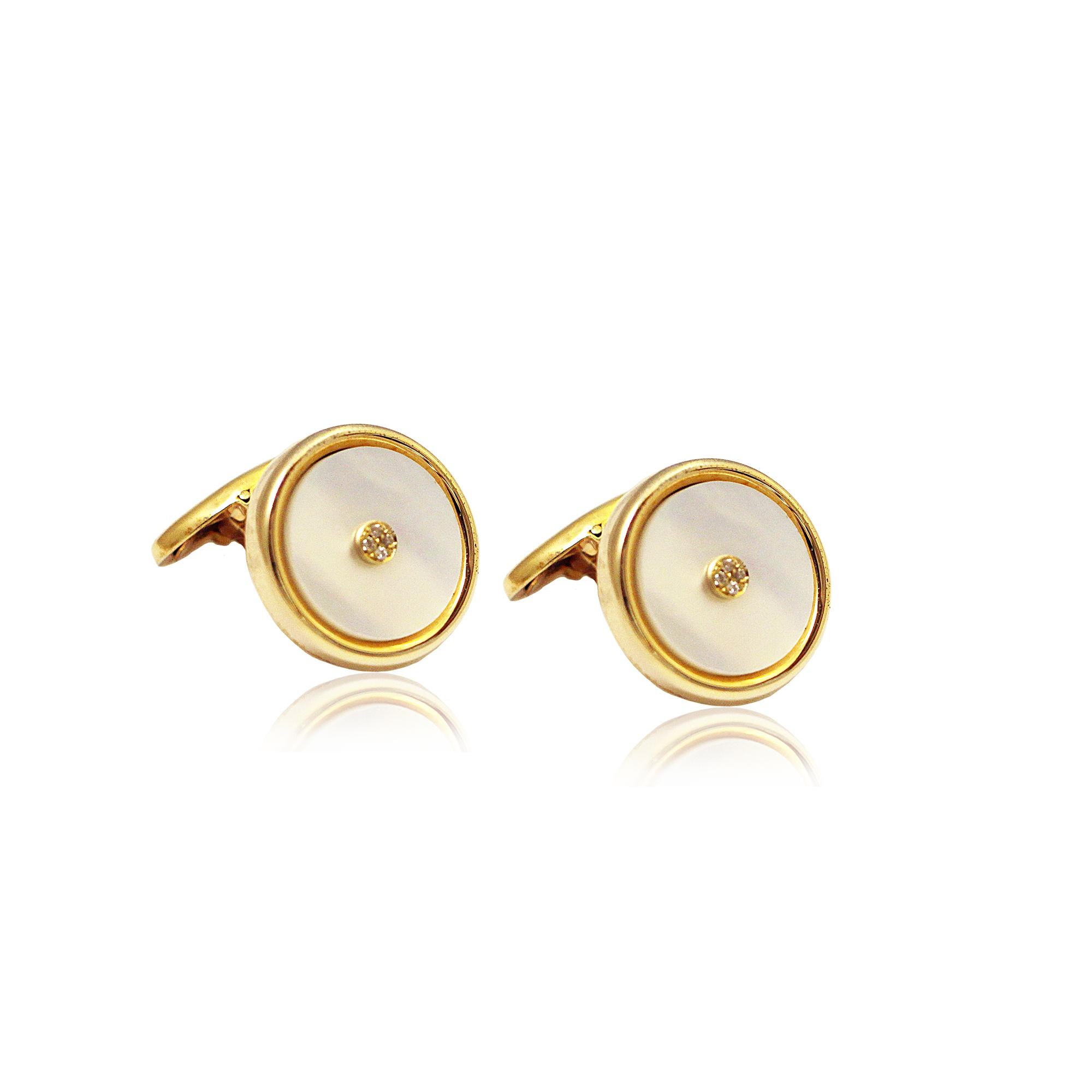 Brilliant Cut Mother of Pearl Round Cufflinks with Pave Diamond Centre in 14Kt Yellow Gold For Sale