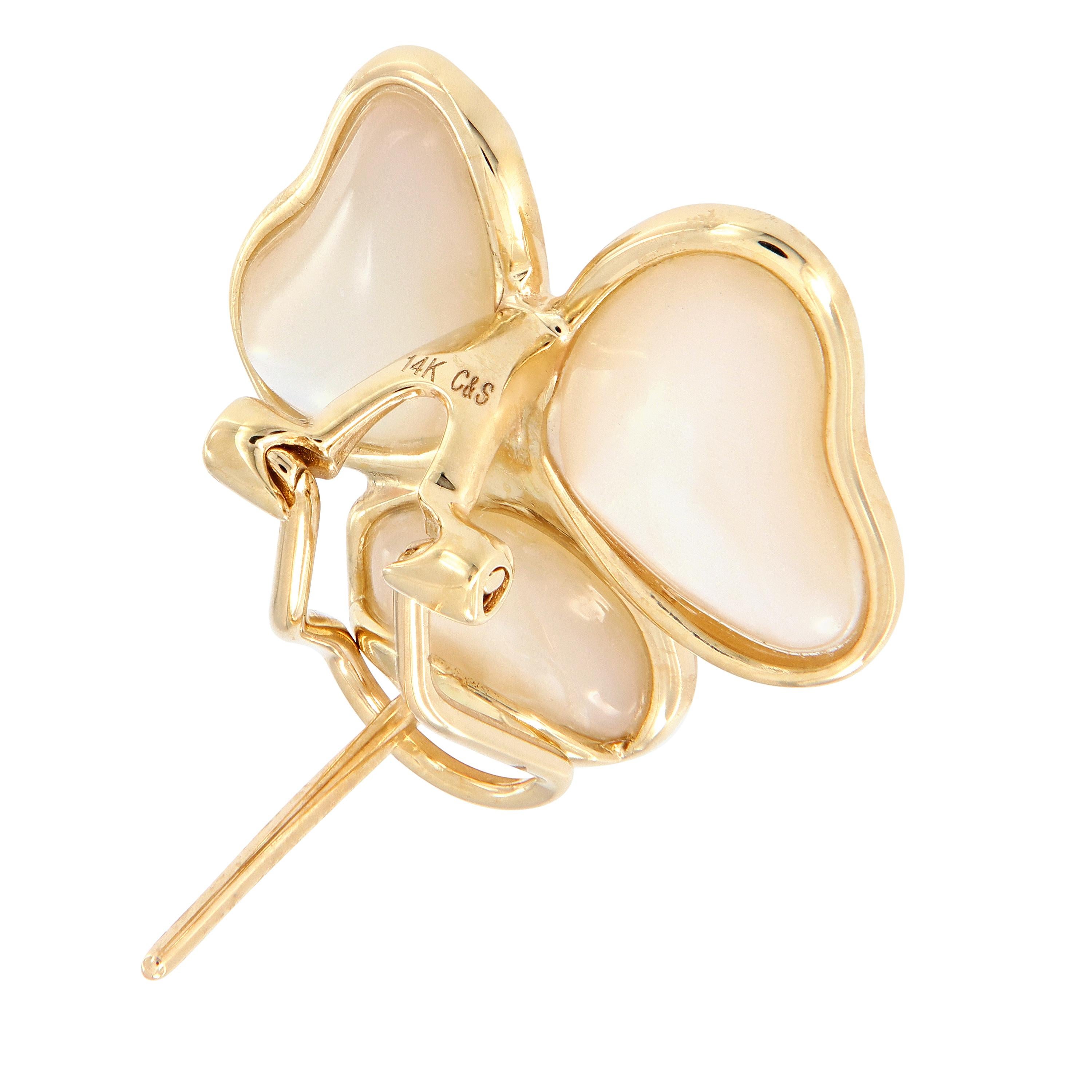 Mother of Pearl Sapphire Flower Petal Stud Earrings In New Condition In Troy, MI