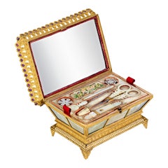 Used Mother-of-Pearl Sewing Nécessaire