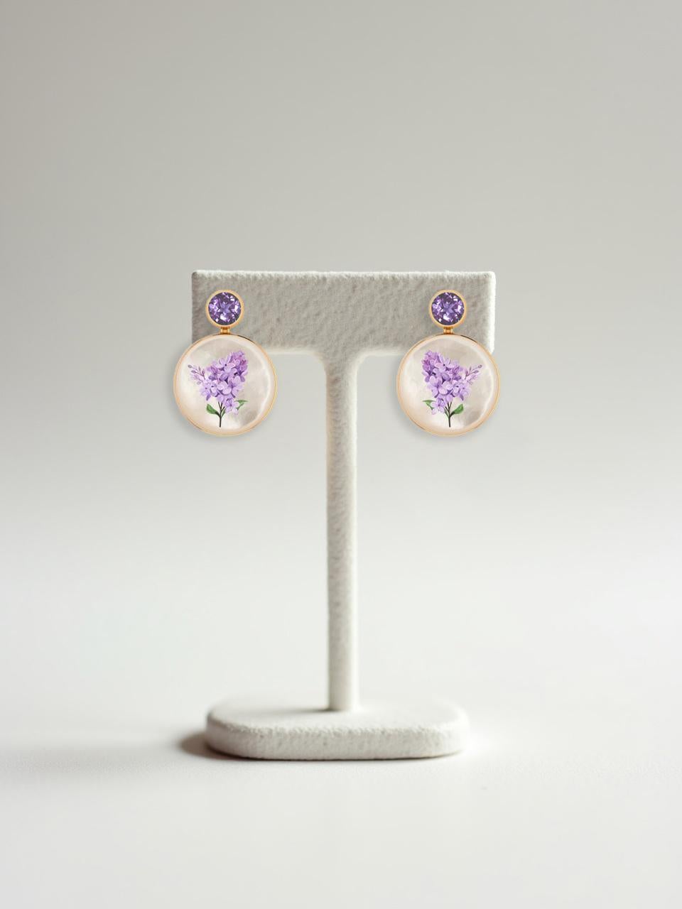 Mother Of Pearl Shell Stud Earrings with amethyst and lilac painting. In New Condition For Sale In Istanbul, TR