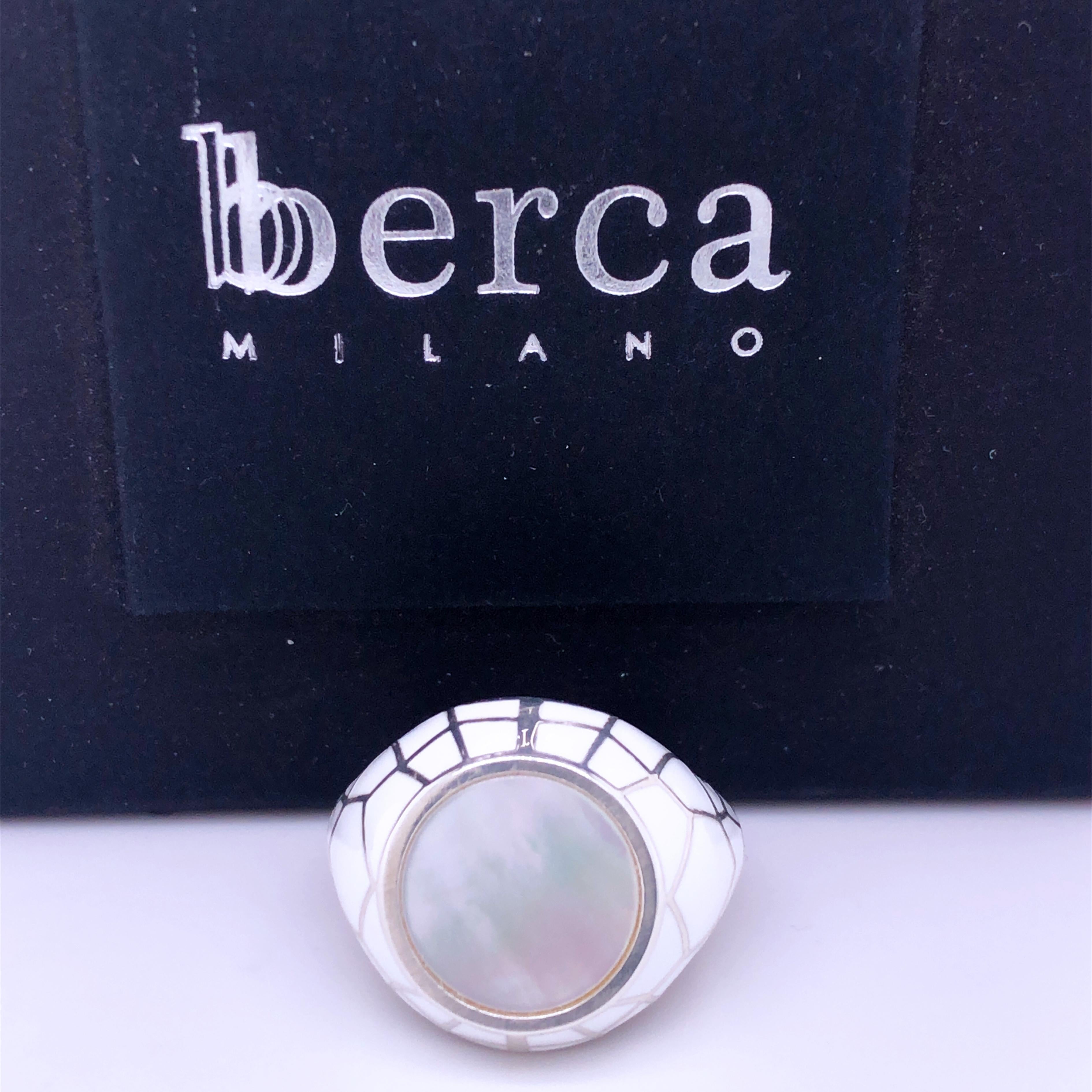 Berca, bague cocktail en argent sterling émaillé blanc avec disque Spiderweb blanc en vente 3