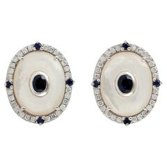 Ohrstecker aus Perlmutt mit blauem Saphir und Diamanten aus 18 Karat Weißgold