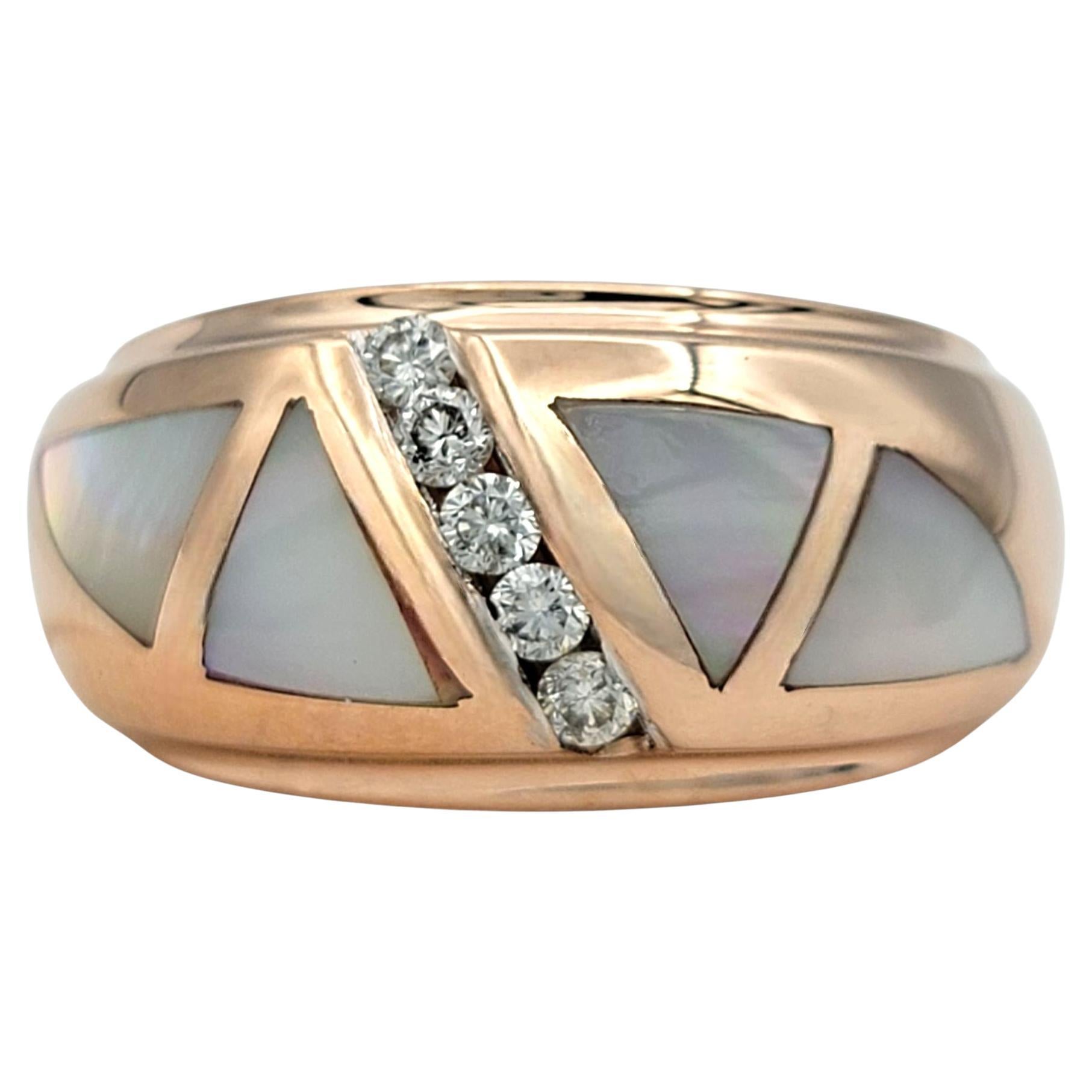Mother of Pearl Triangular Inlay Band Ring with Diamonds in 14 Karat Rose Gold en venta