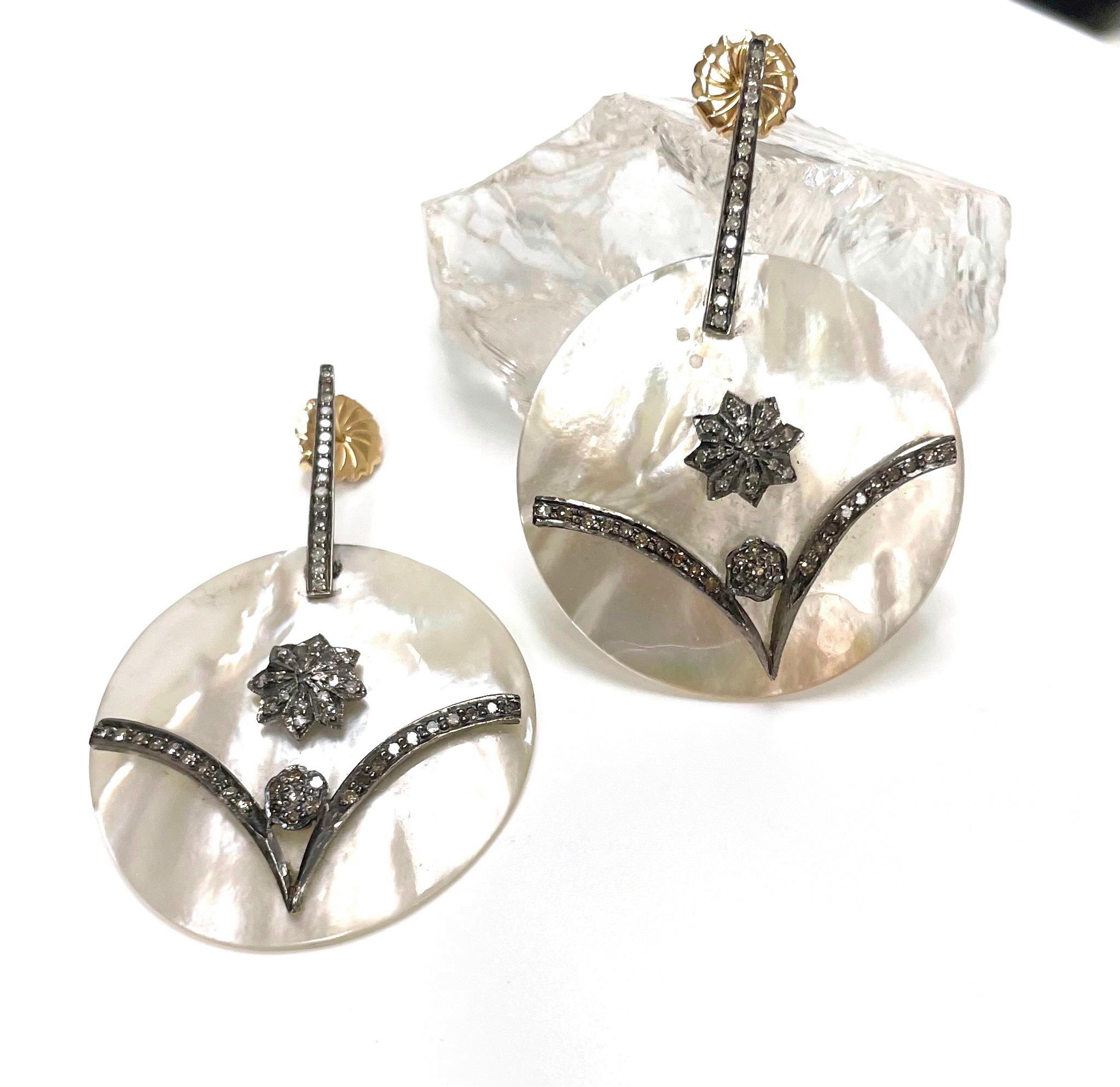 Mother of Pearl with Diamonds Earrings For Sale 1