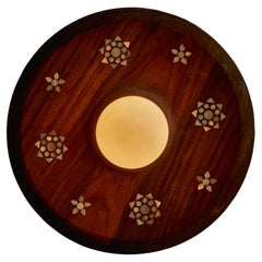 Madre - Aplique de pared con incrustaciones de teca y nácar by Evam