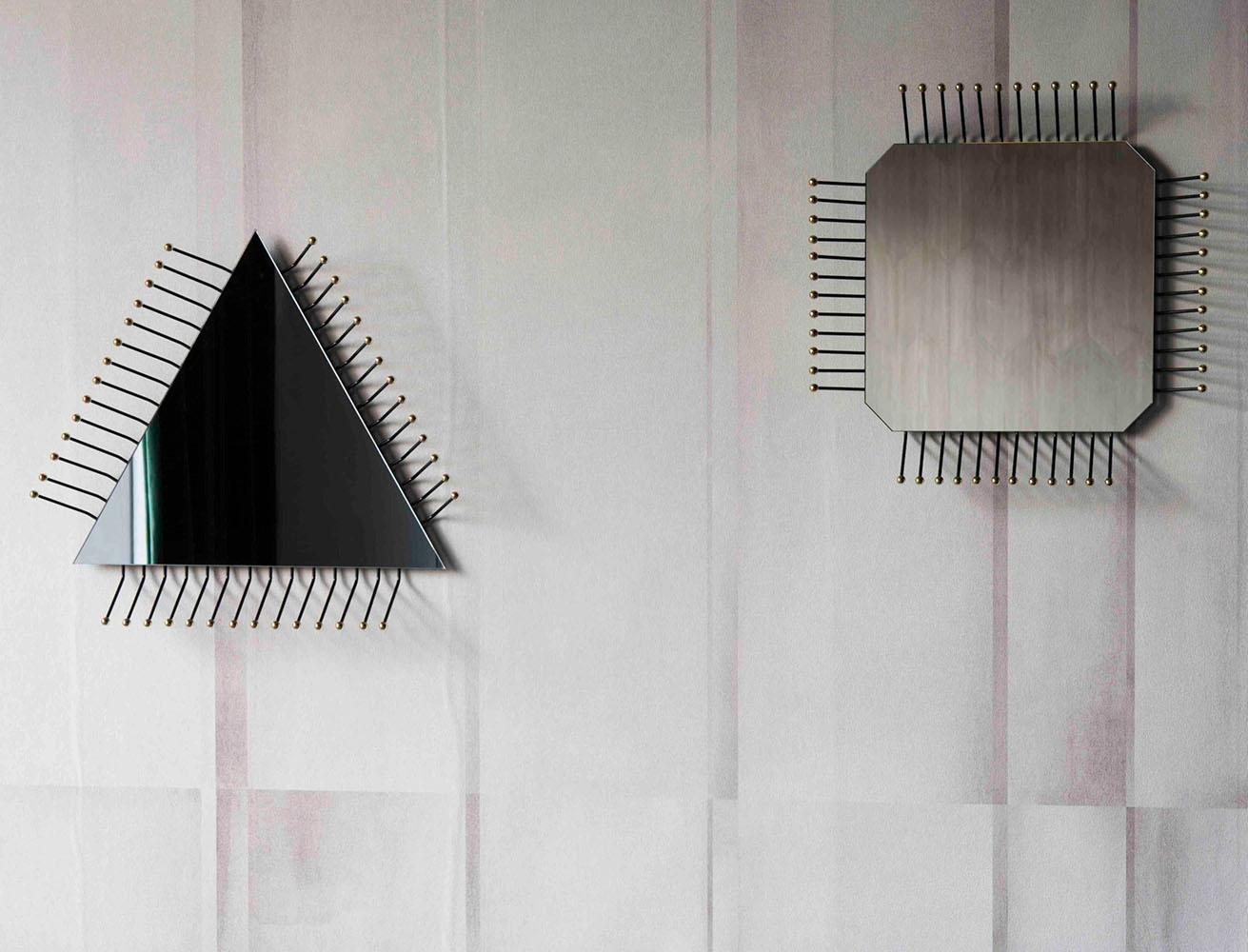 Motherboard Triangle Mirror by David & Nicolas for Collection Particuliere In New Condition For Sale In Dubai, AE