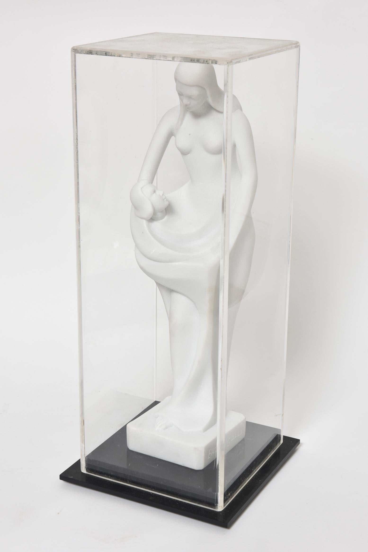 Hand-Carved Motherhood Marble Sculpture by Enzo Gallo of Mother Embracing Child For Sale