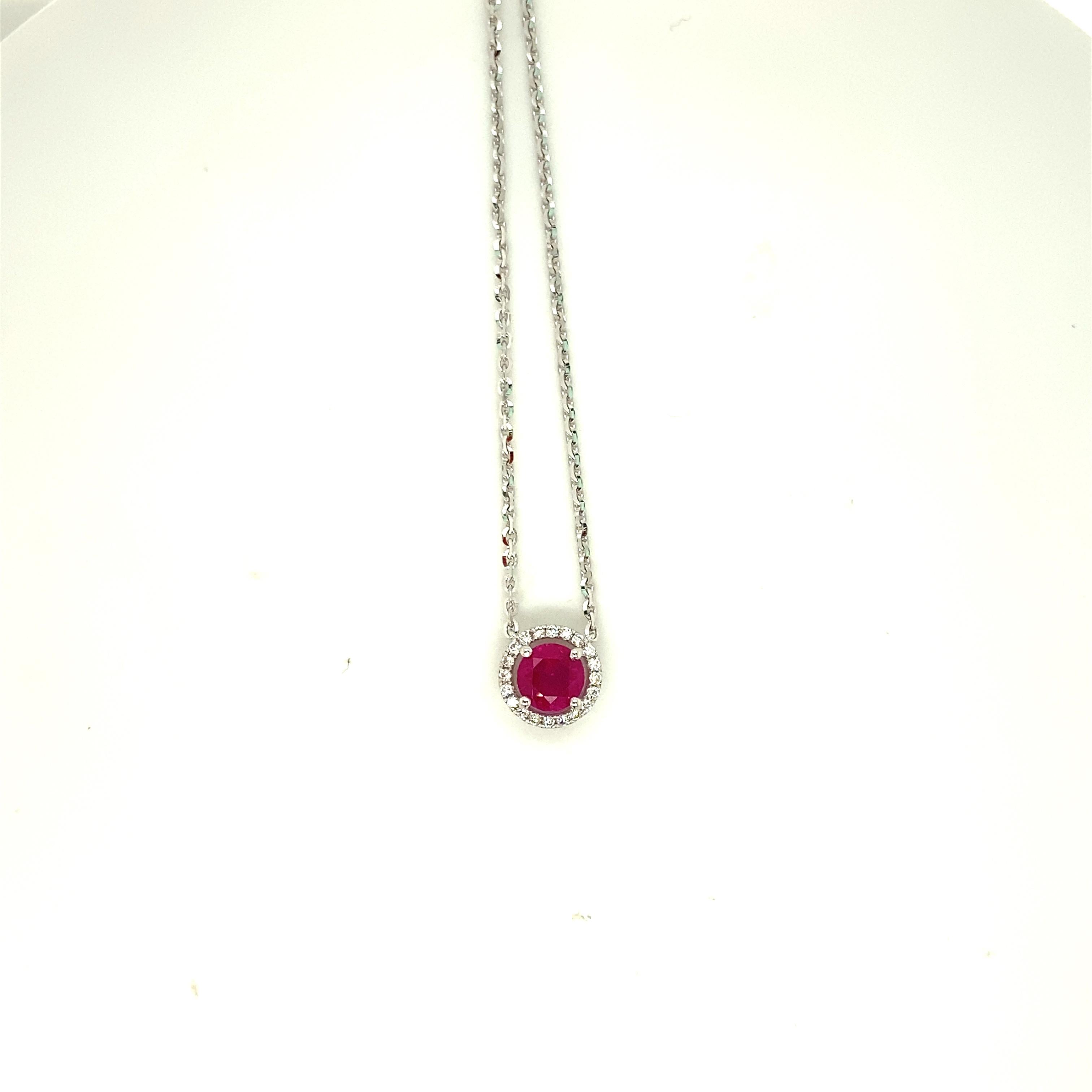 Oval Cut 1.16 Carat Round-Cut Intense Ruby and Diamond Pendant Necklace For Sale