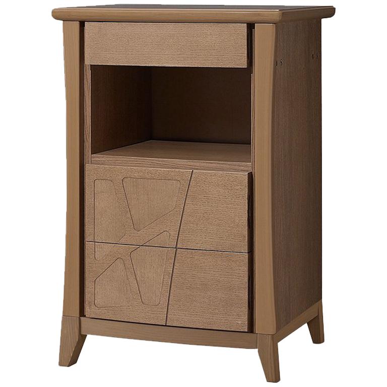 Motivi Three-Drawer Nightstand with Open Compartment on Four Legs