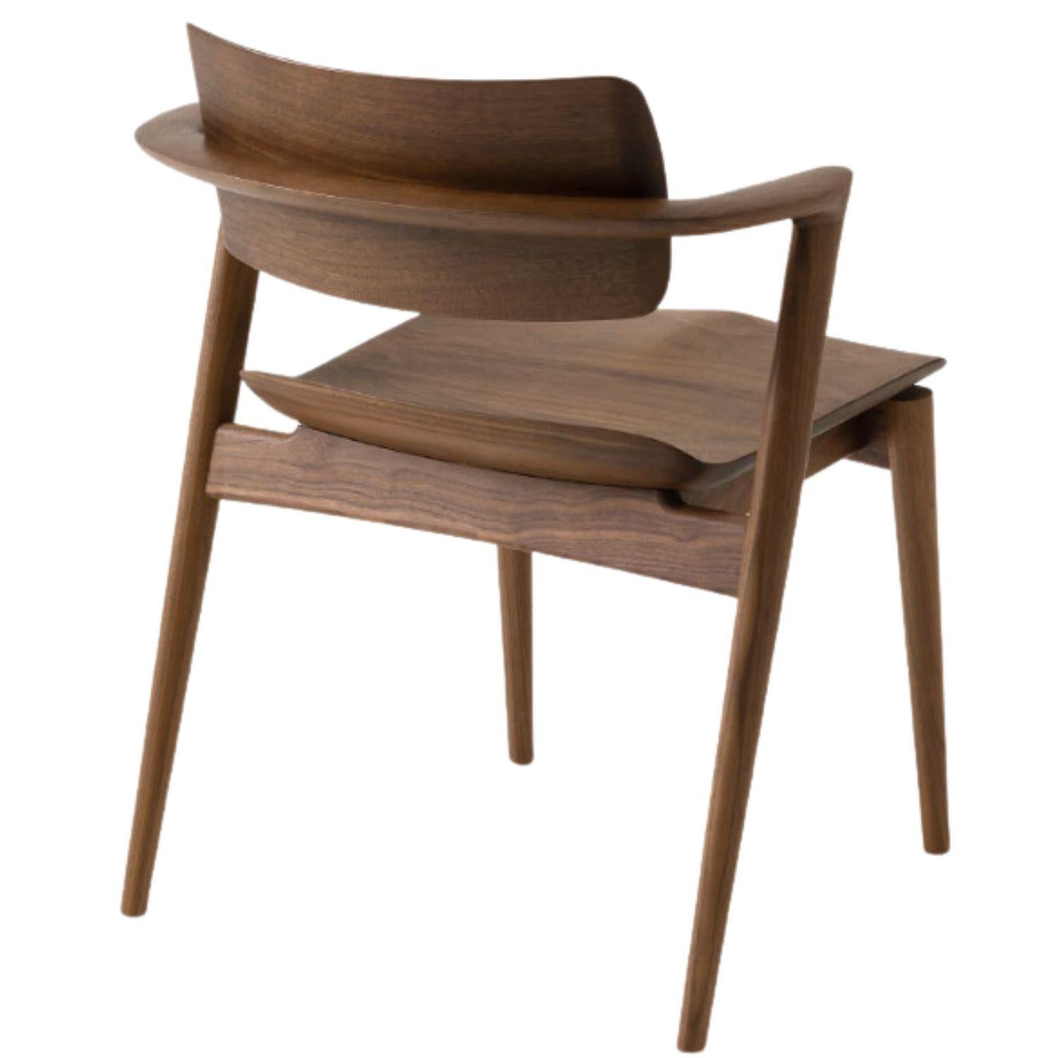 Motomi Kawakami 'Seoto-Ex KX250' Halbarmiger Stuhl aus Nussbaumholz und Polsterung für Hida im Angebot 6