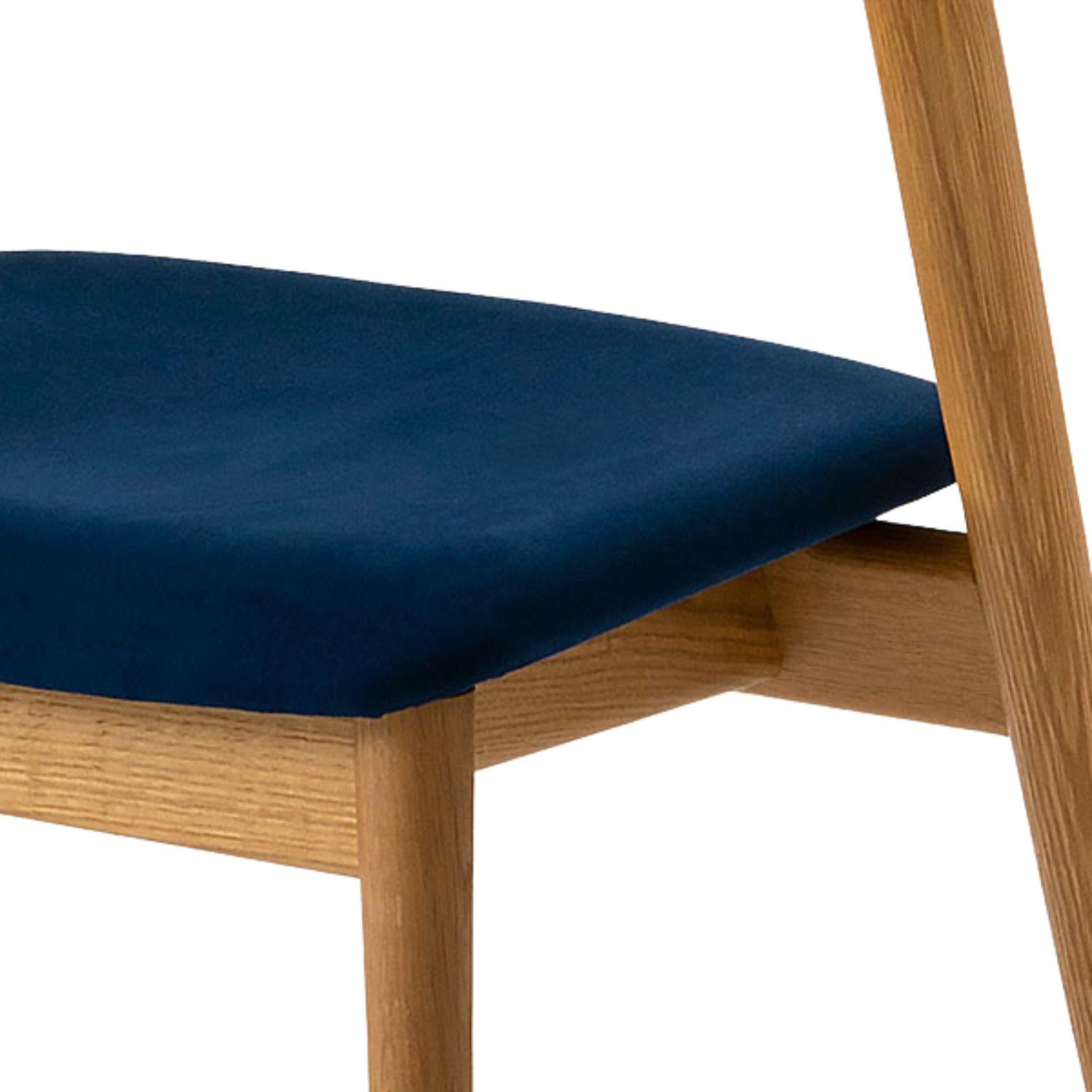 Mid-Century Modern Motomi Kawakami 'Seoto KD20' Semi-Arm Upholstered Oak Dining Chair for Hida For Sale