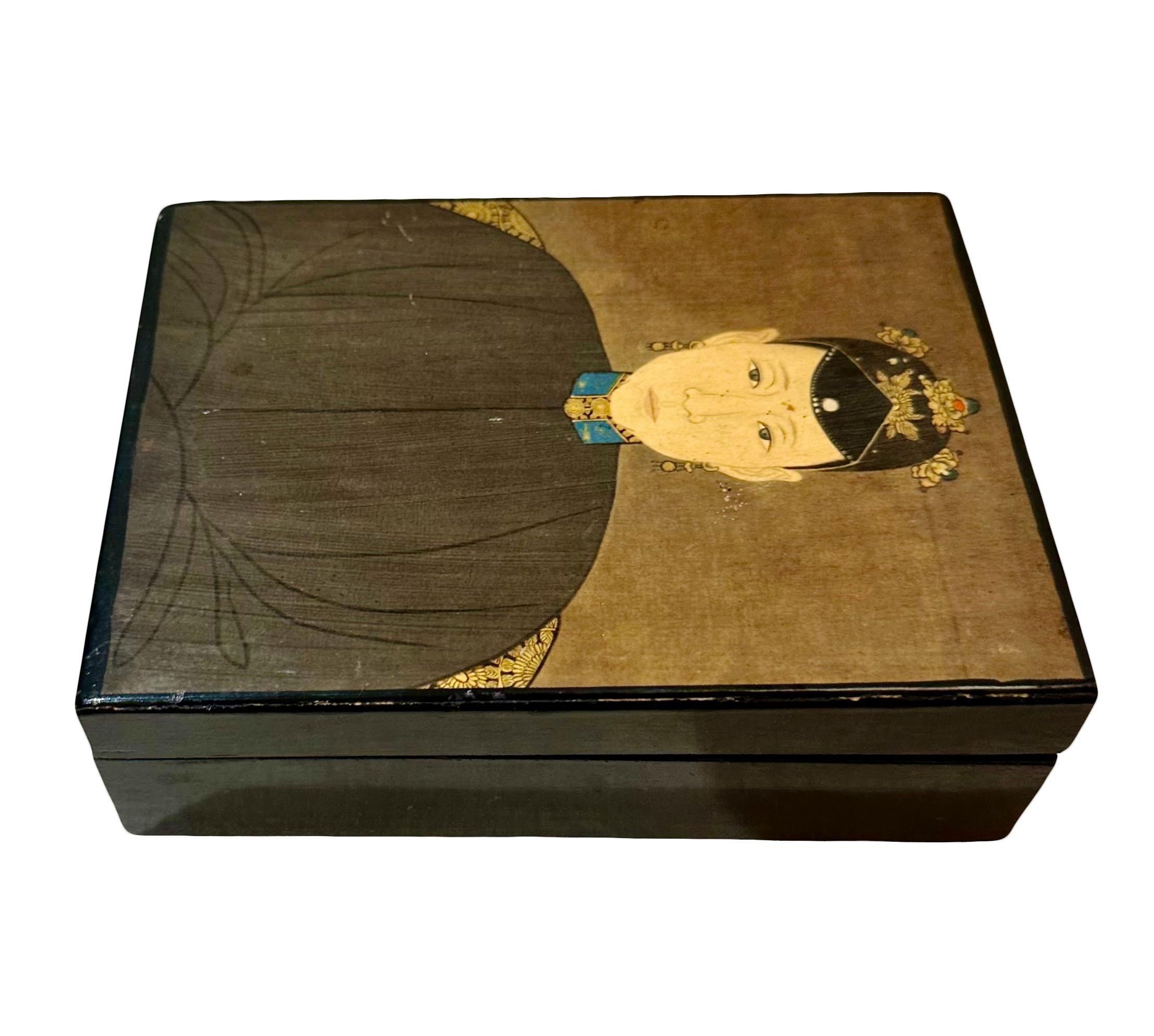 Metà XX secolo Scatola di legno Mottahedeh in vendita