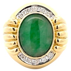 Vintage Mottled Green Jade and Diamond Ring with Fluted Shoulders in 18K Yellow Gold