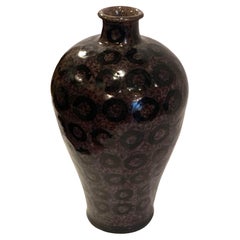 Vase mit schwarzem Mottled-Grund, handbemalt, Kreis-Design, China, Zeitgenössisch