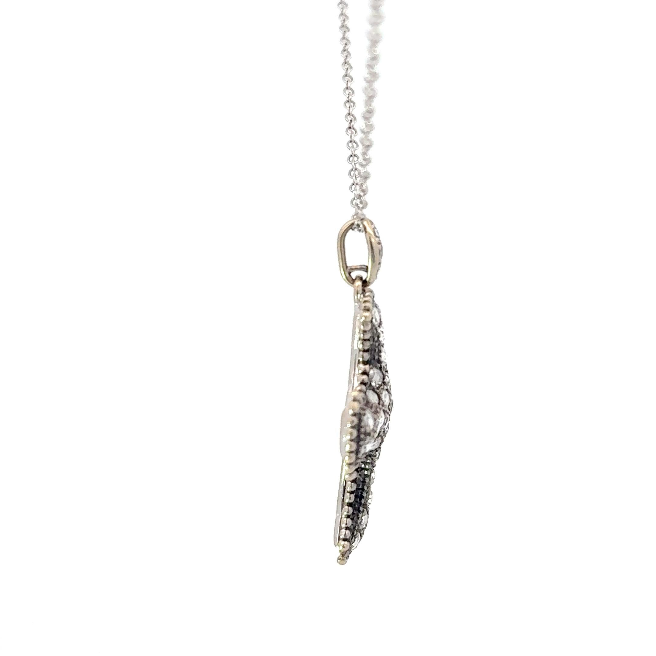 Taille rose Mouawad Pendentif croix en or blanc 18 carats et diamants en vente