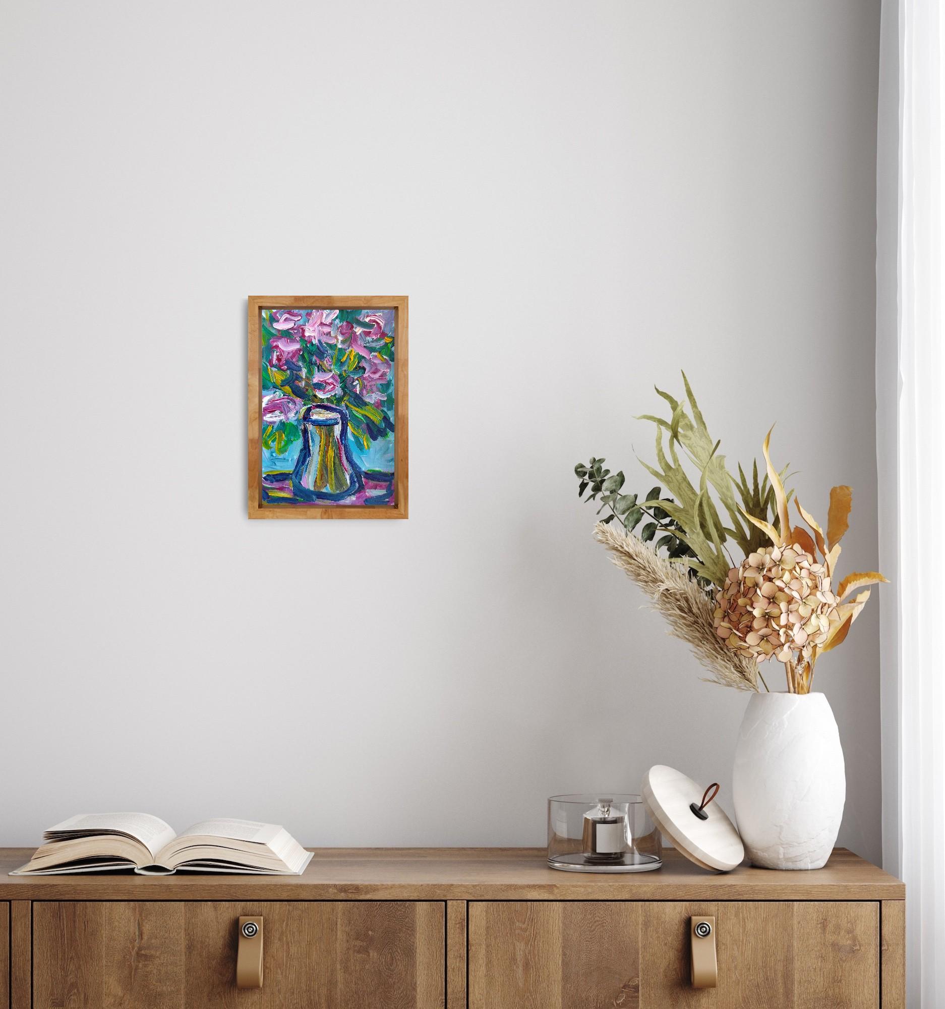 Dieses zeitgenössische, ausdrucksstarke, abstrakte Blumengemälde mit einem Hauch von Impressionismus wurde von der französischen Künstlerin Natalya Mougenot geschaffen und ist Teil ihrer fortlaufenden Serie von Stilllebenkompositionen, in denen sie