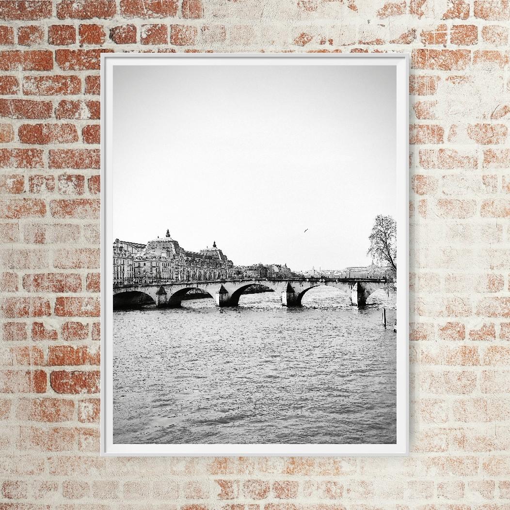 Black/white photo of Paris on matte premium paper 