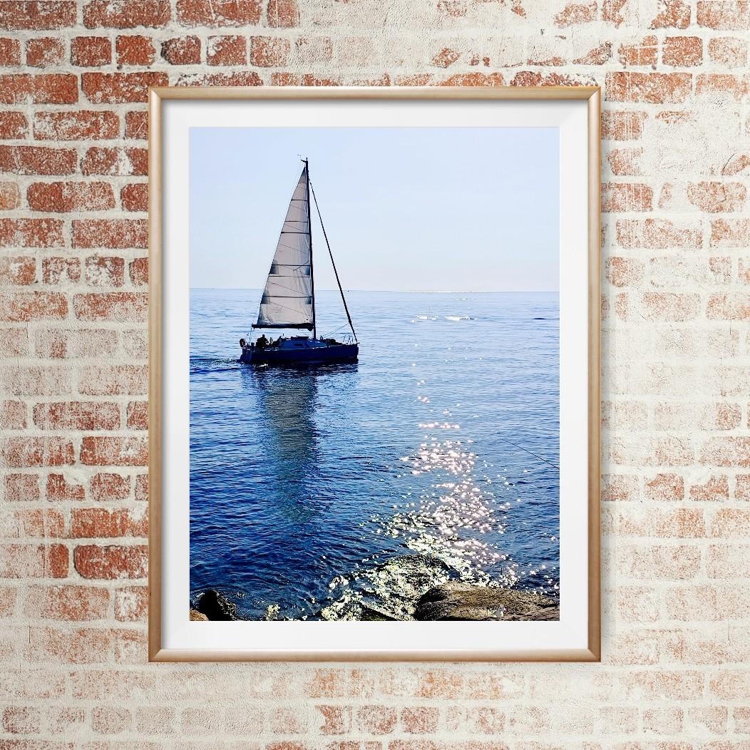 Image contemporaine d'un bateau de mer Photo sur papier premium 