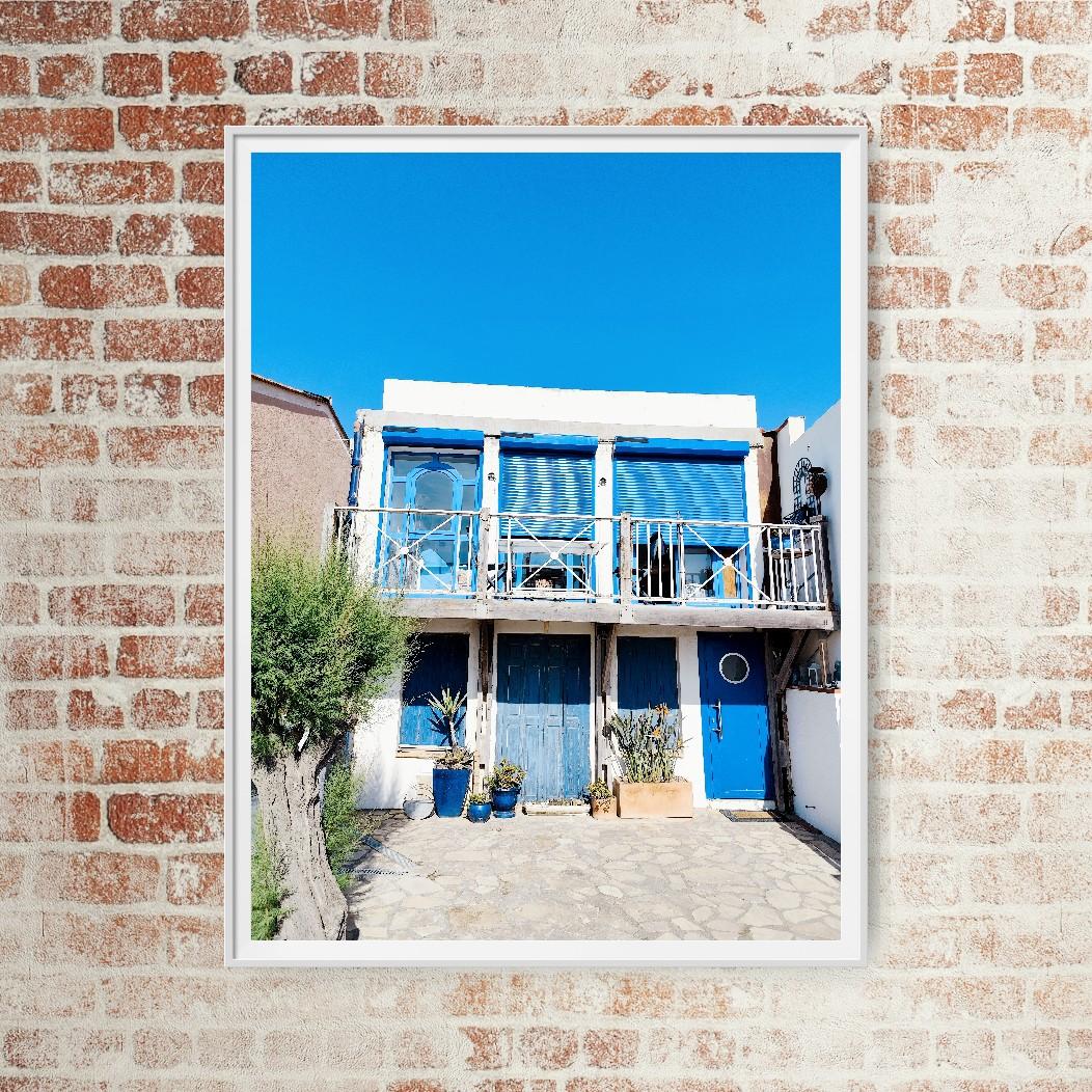 Foto moderna di una casa sulla spiaggia su carta premium opaca 