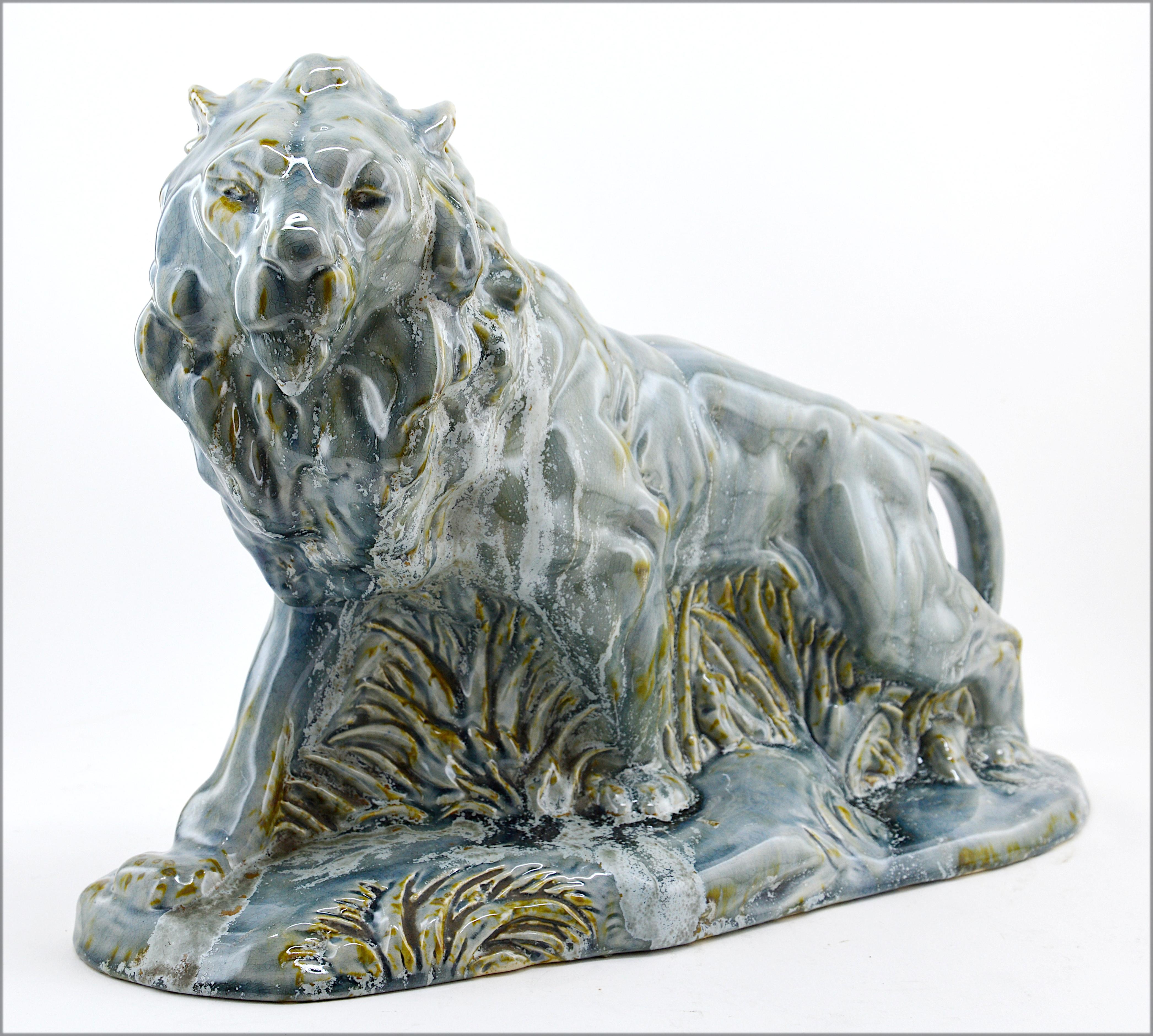 Ceramica Moulin-des-Loups, Orchies, Statua di Leone in ceramica Art Deco, 1920 in vendita