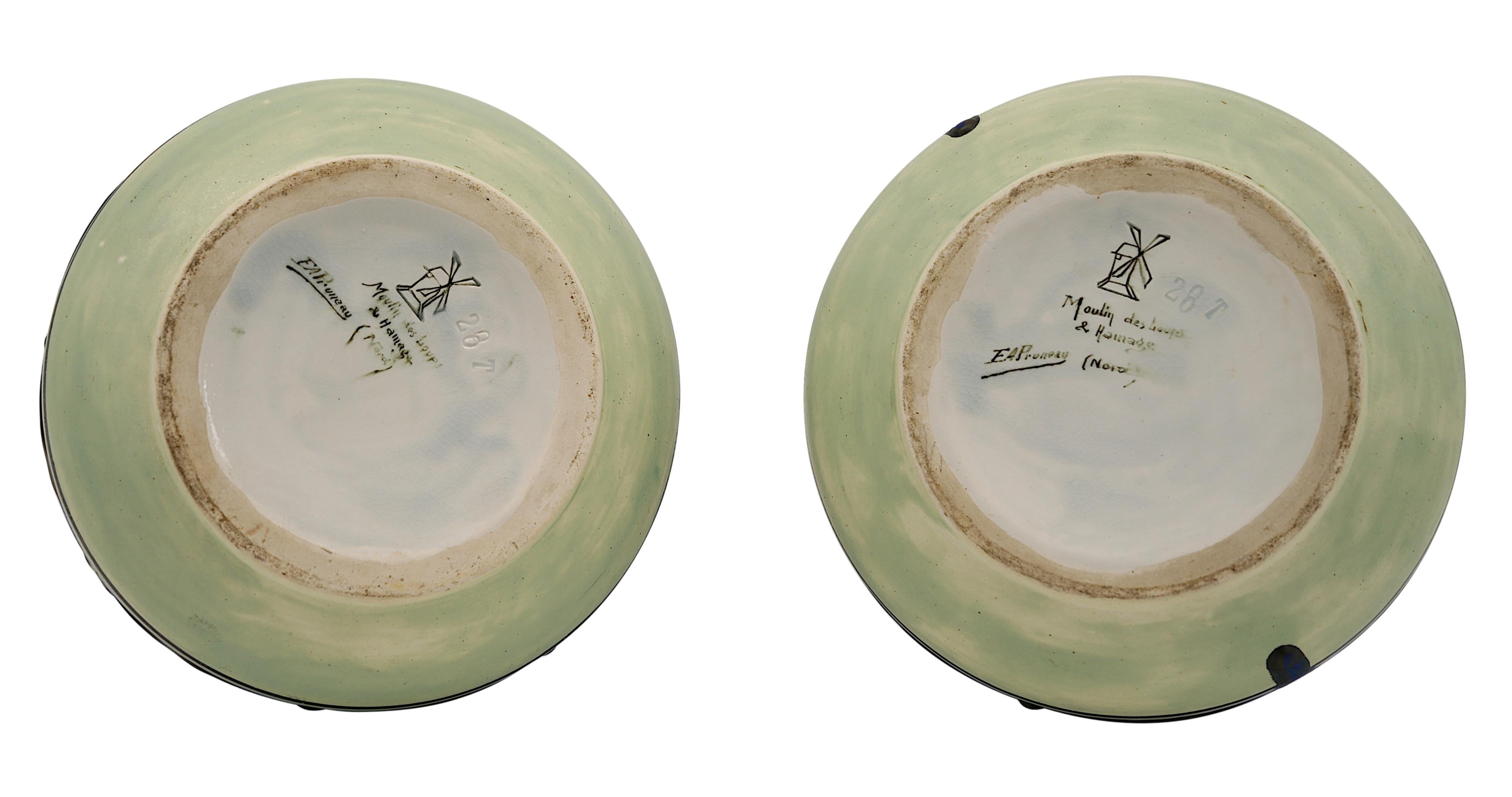 Moulin-des-Loups, Orchies, Paire de vases en céramique Art Déco français 1920 en vente 1