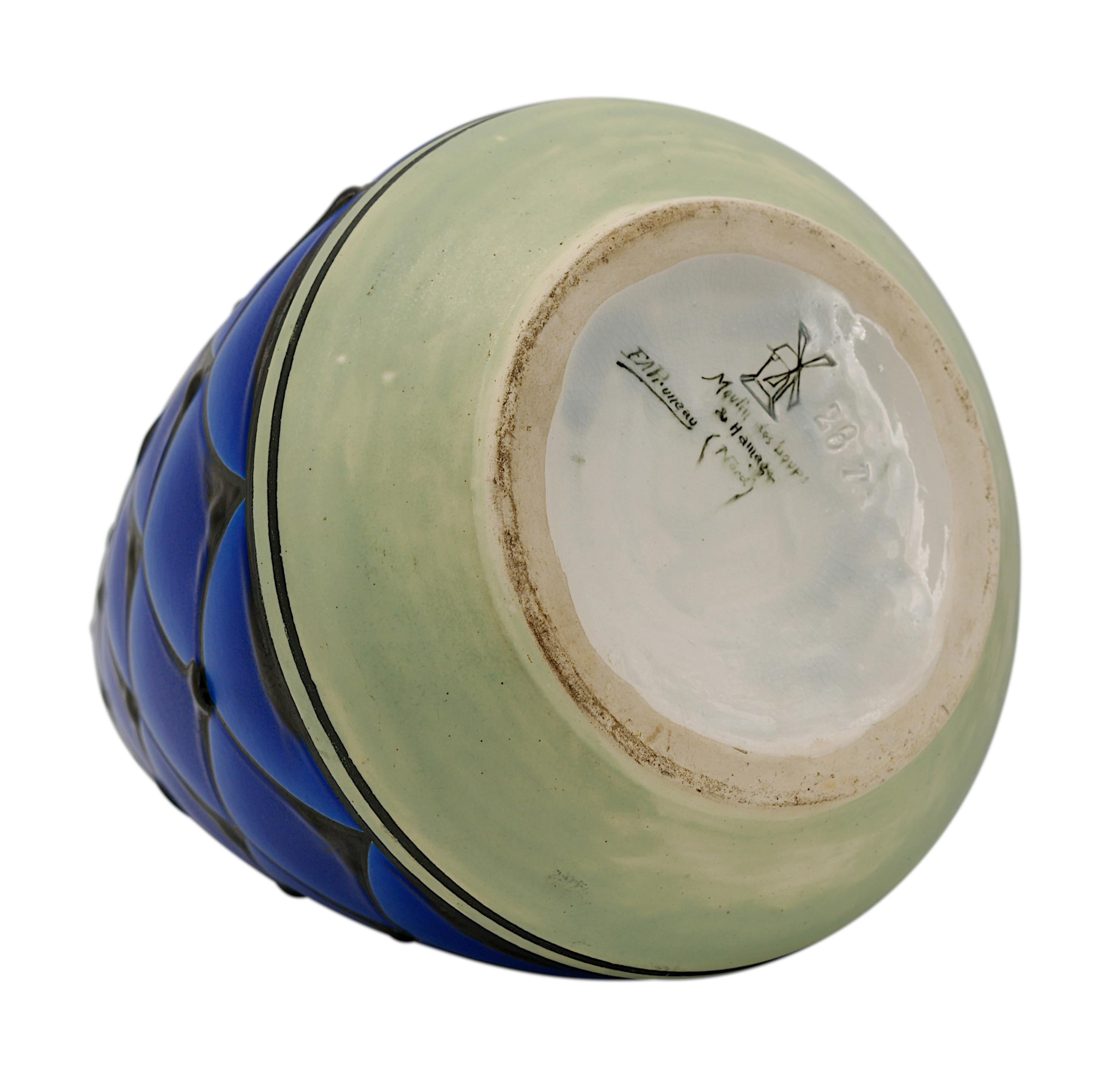 Moulin-des-Loups, Orchies, Coppia di vasi in ceramica Art Déco francese, 1920 in vendita 2