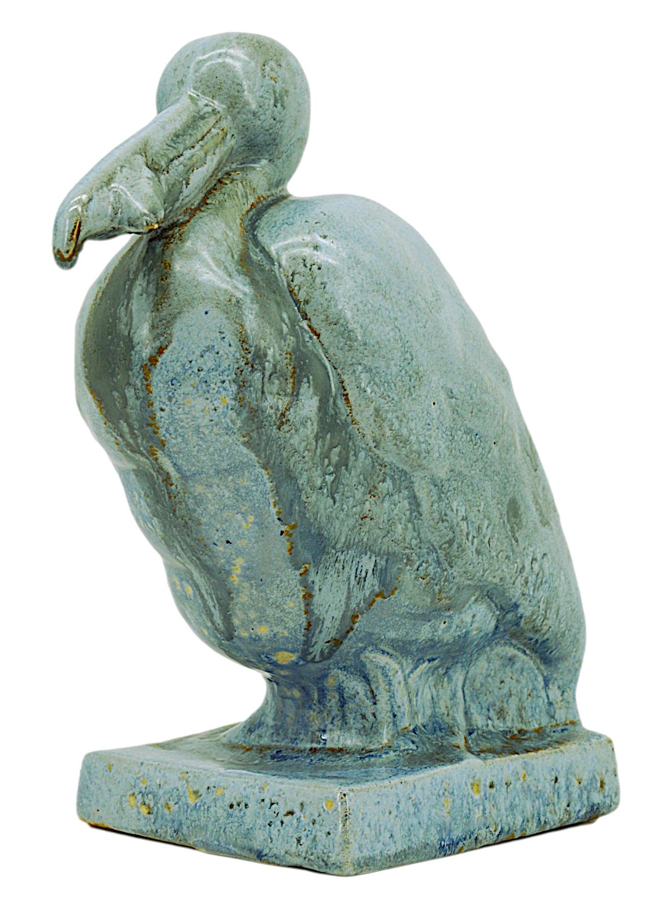 Moulin-des-Loups, Orchies, French Art Deco Stoneware Gull, 1930s In Excellent Condition For Sale In Saint-Amans-des-Cots, FR