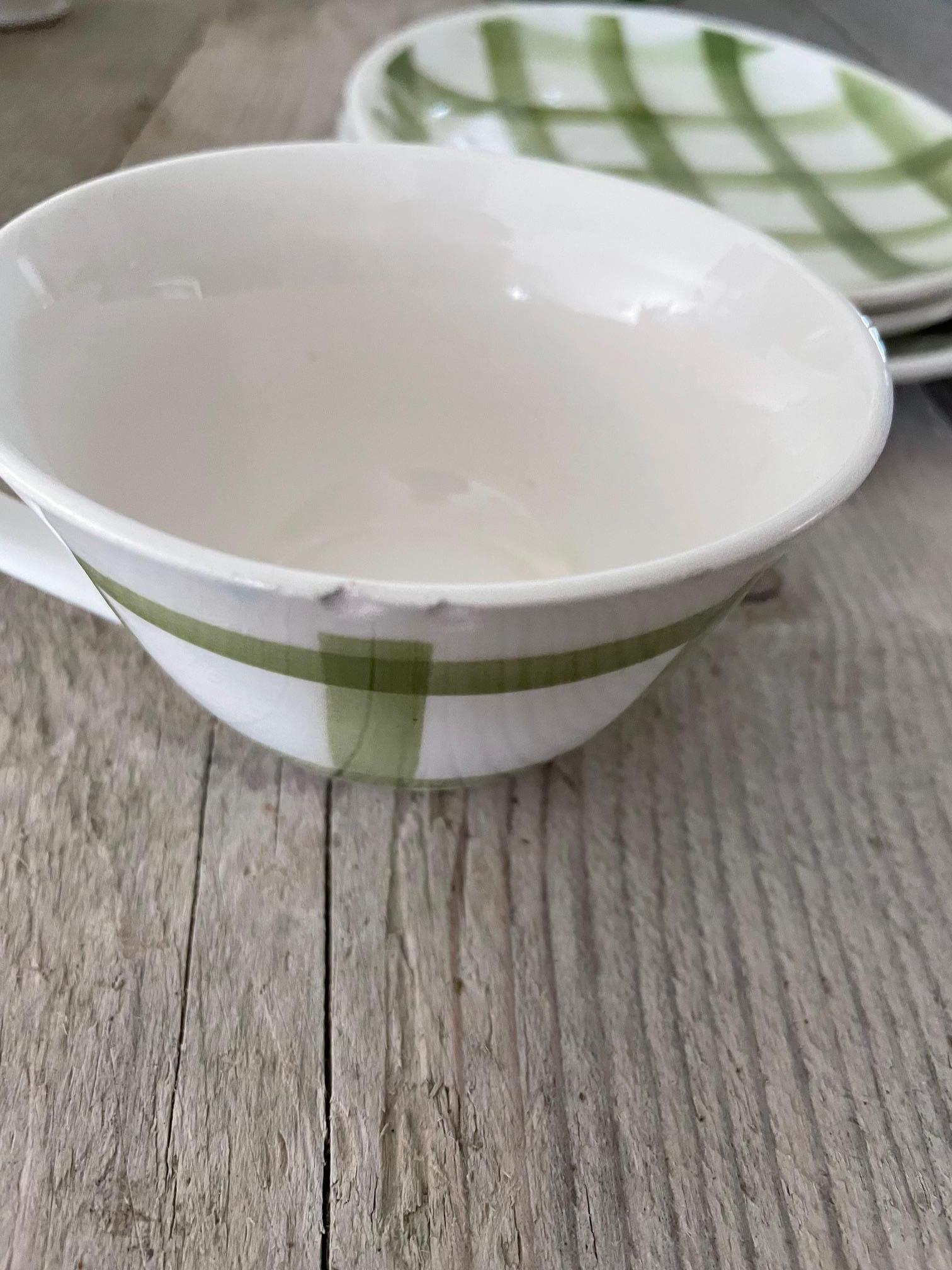 Moulins des Loups style green gingham earthenware bowl set For Sale 3