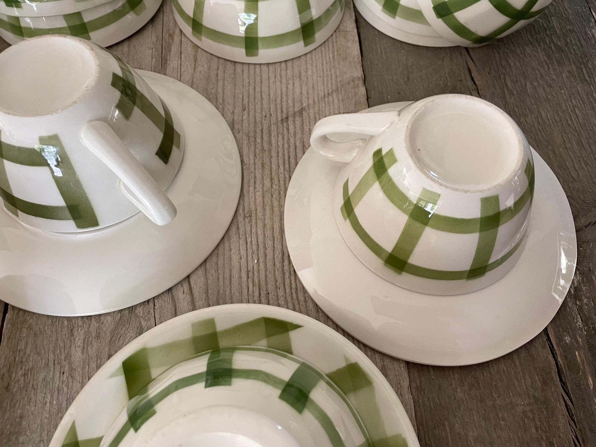 Moulins des Loups style green gingham earthenware bowl set For Sale 2