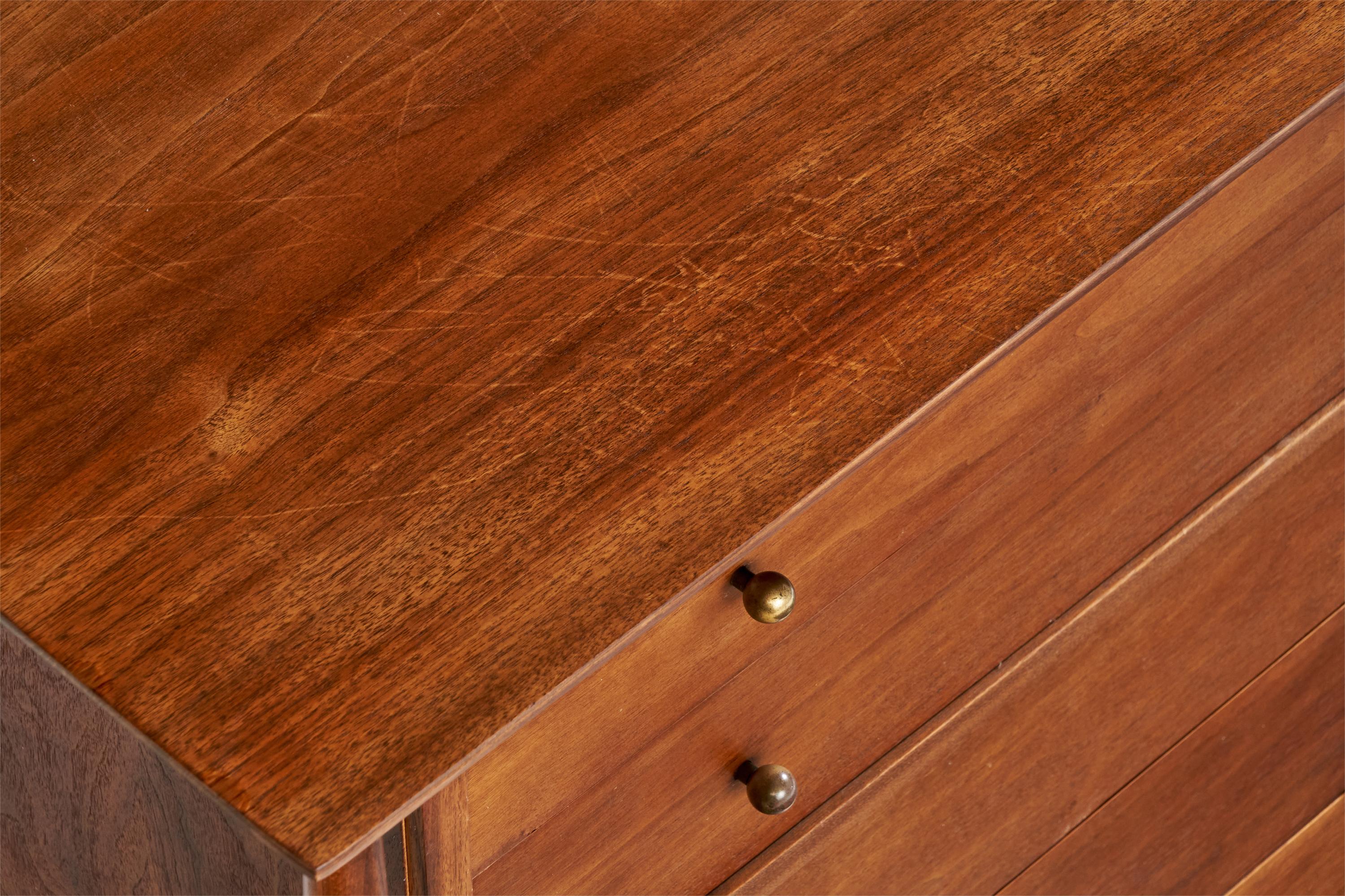 Mount Airy, Chest of Drawers, Walnut, Brass, USA, 1950s For Sale 4