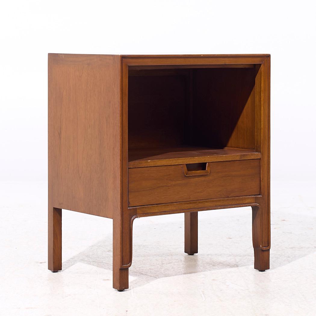 American Mount Airy Janus Mid Century Walnut Nightstands - Pair For Sale