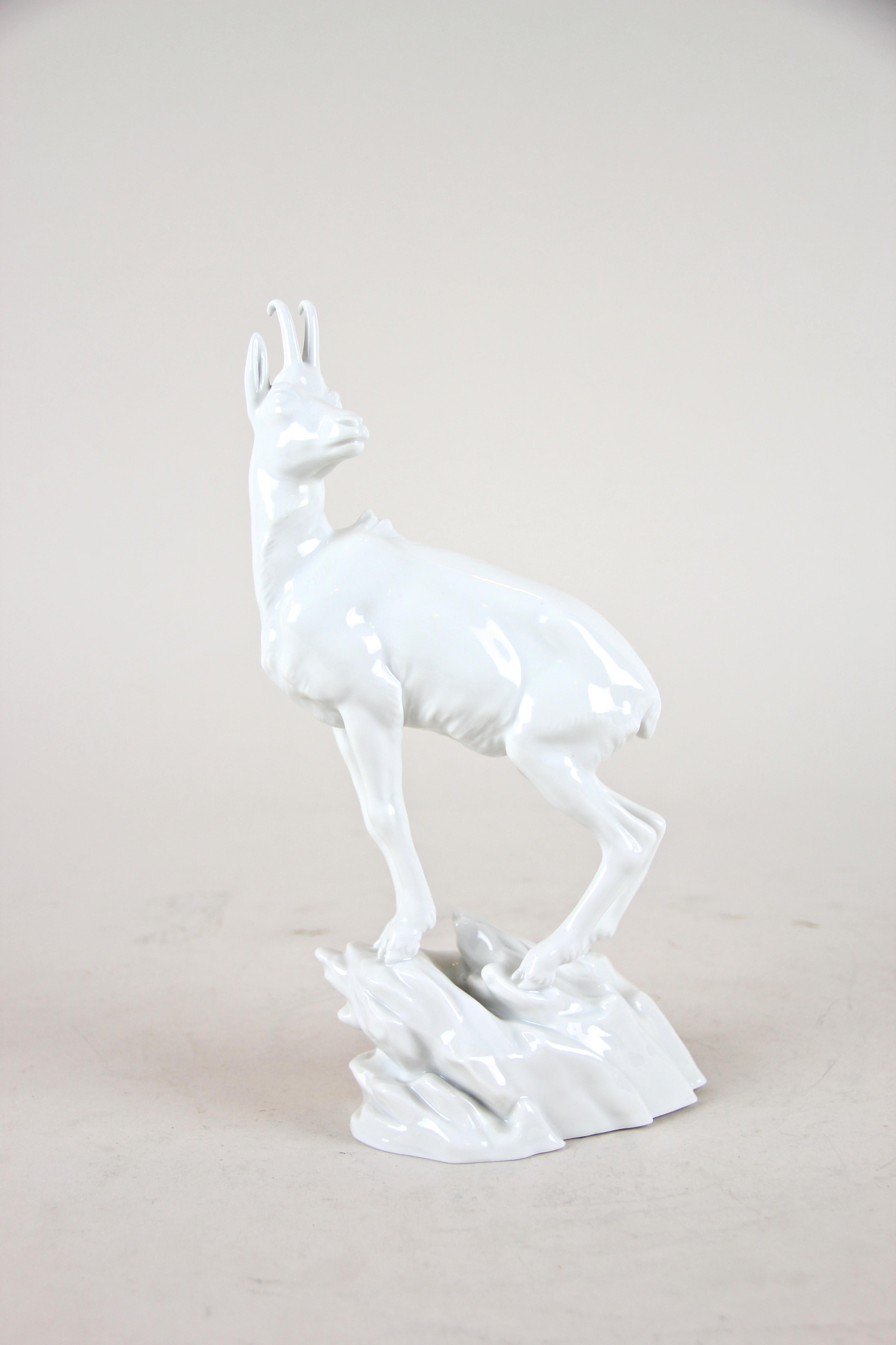 Mountain Goat by Augarten Porcelain Vienna, Austria, circa 1930 2