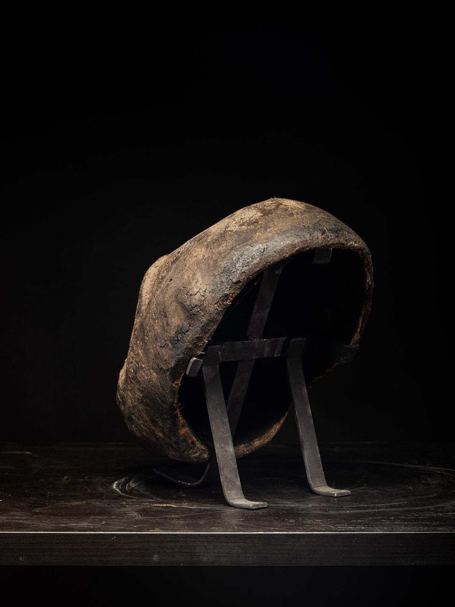Mountain Gorilla 1 - Contemporary Unique Handmade Sculpture, Portrait For Sale 1