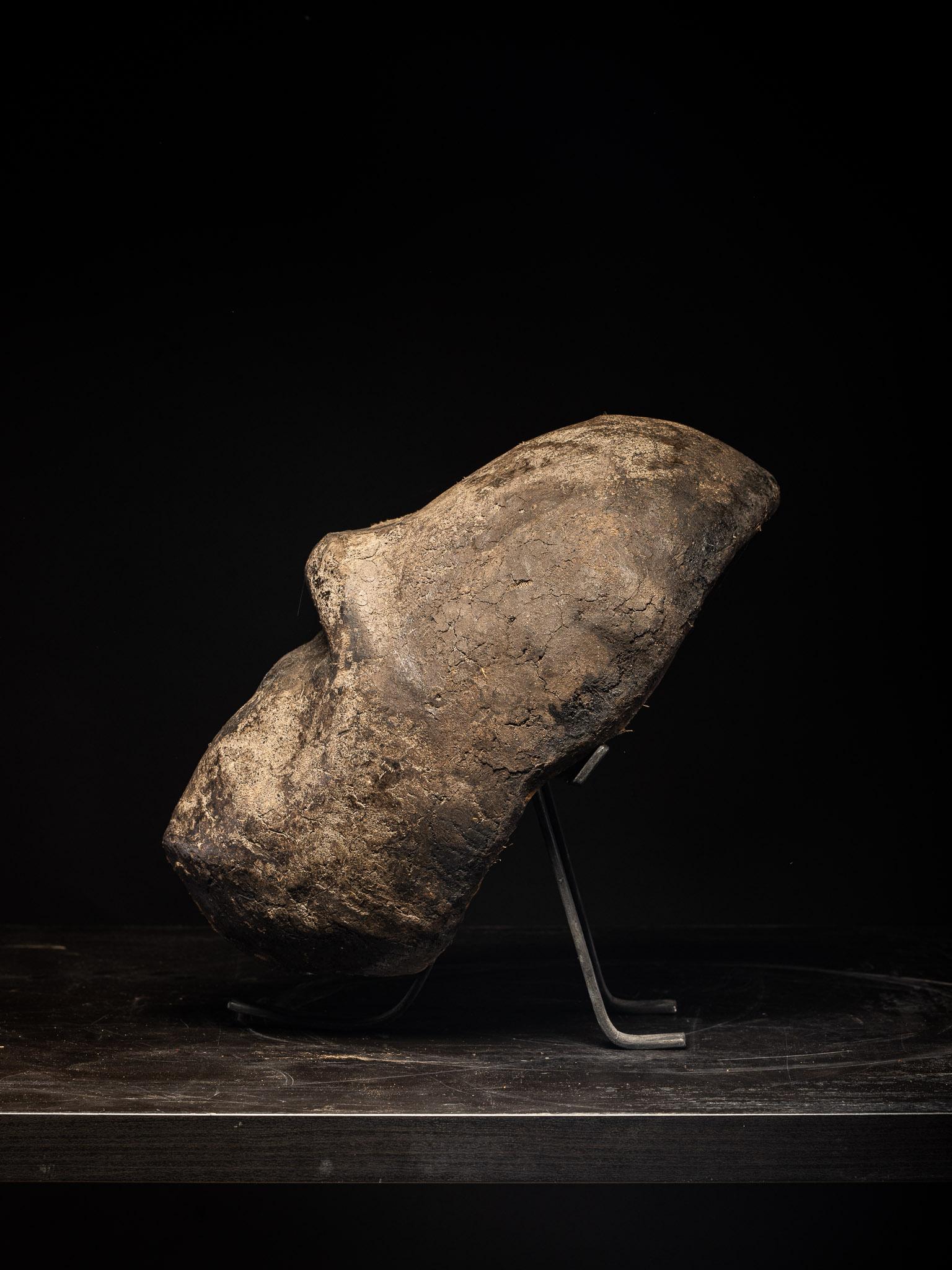 Mountain Gorilla 1 - Contemporary Unique Handmade Sculpture, Portrait For Sale 2